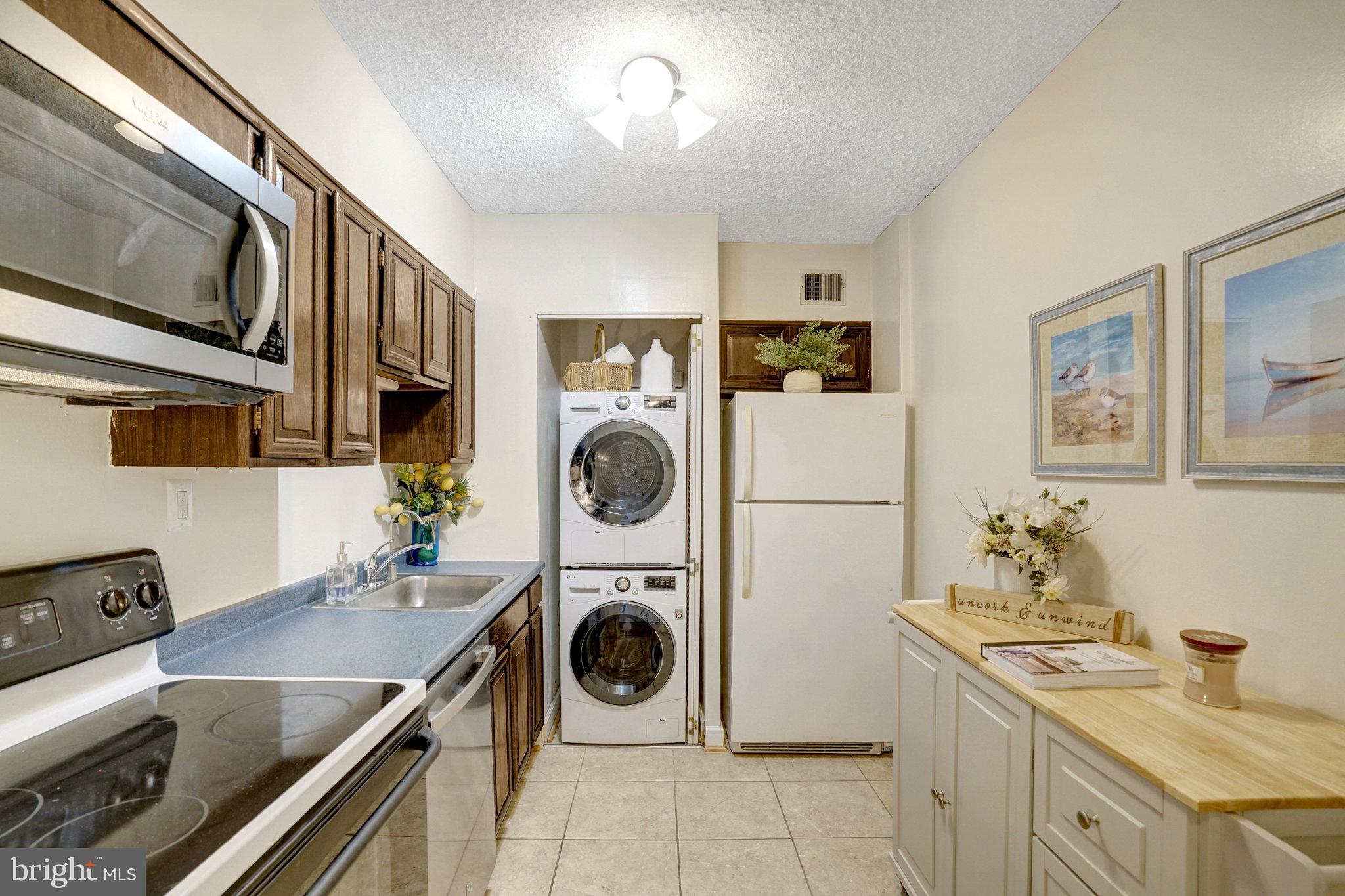 PLACE ONE - Residential