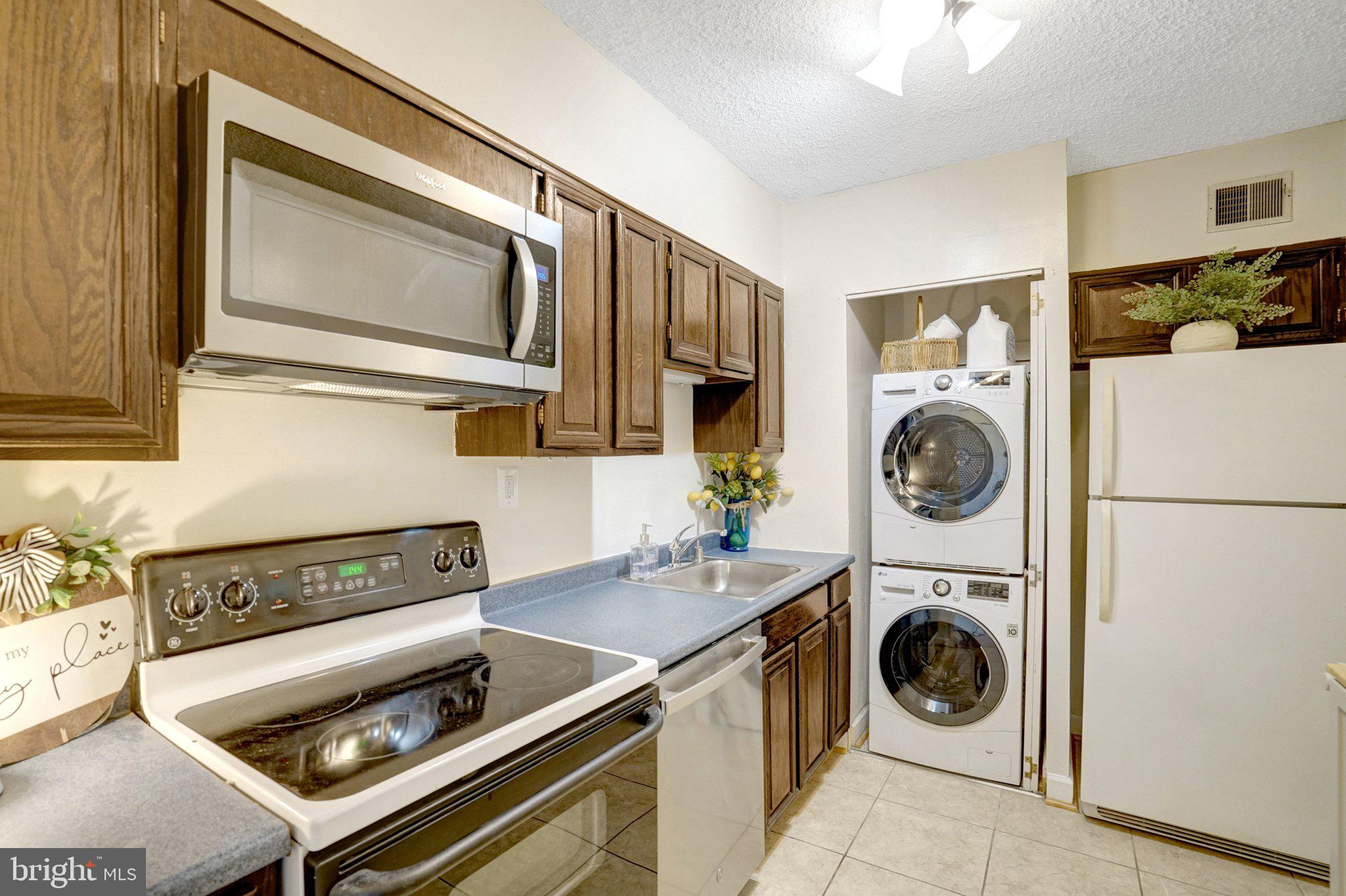 PLACE ONE - Residential