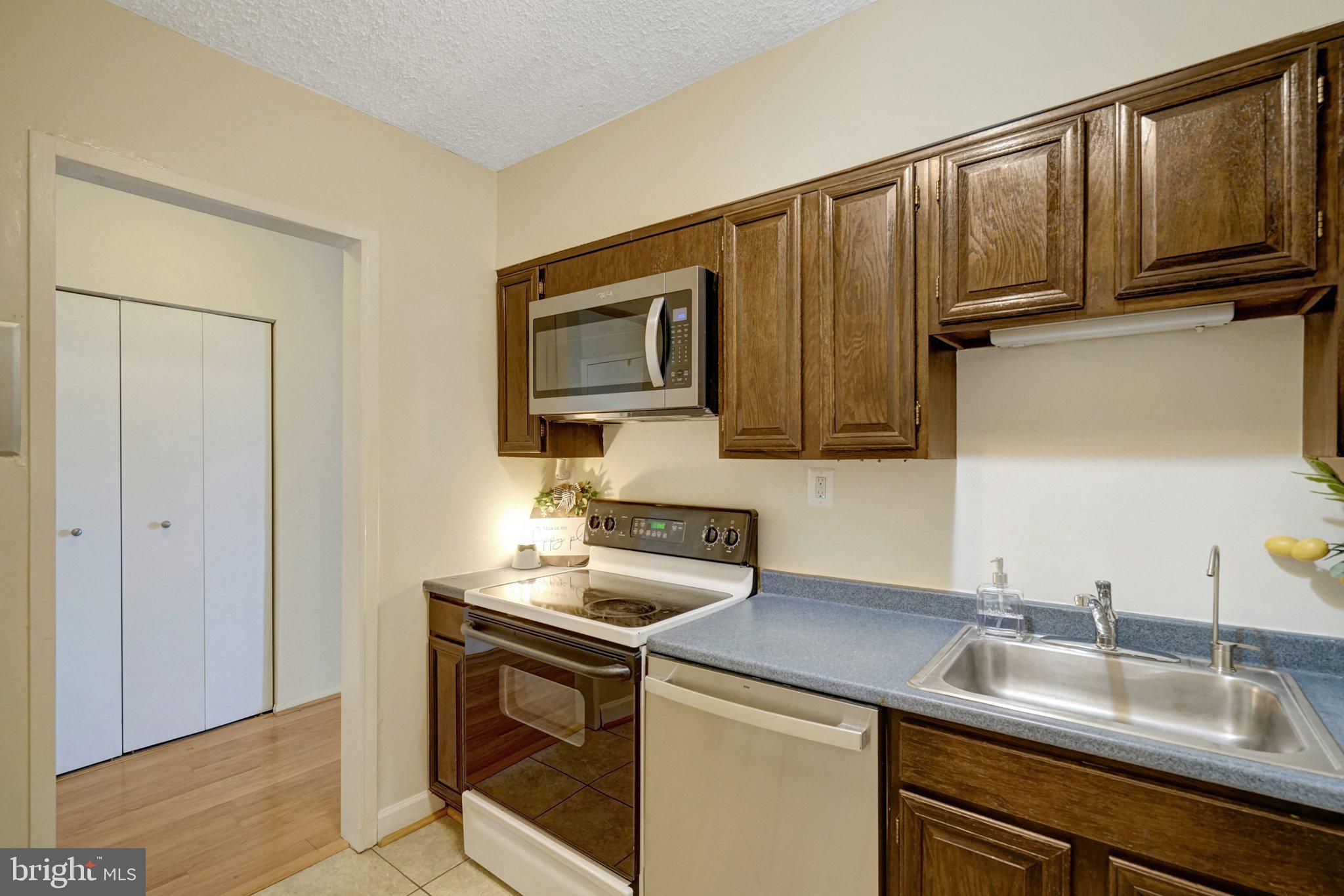 PLACE ONE - Residential