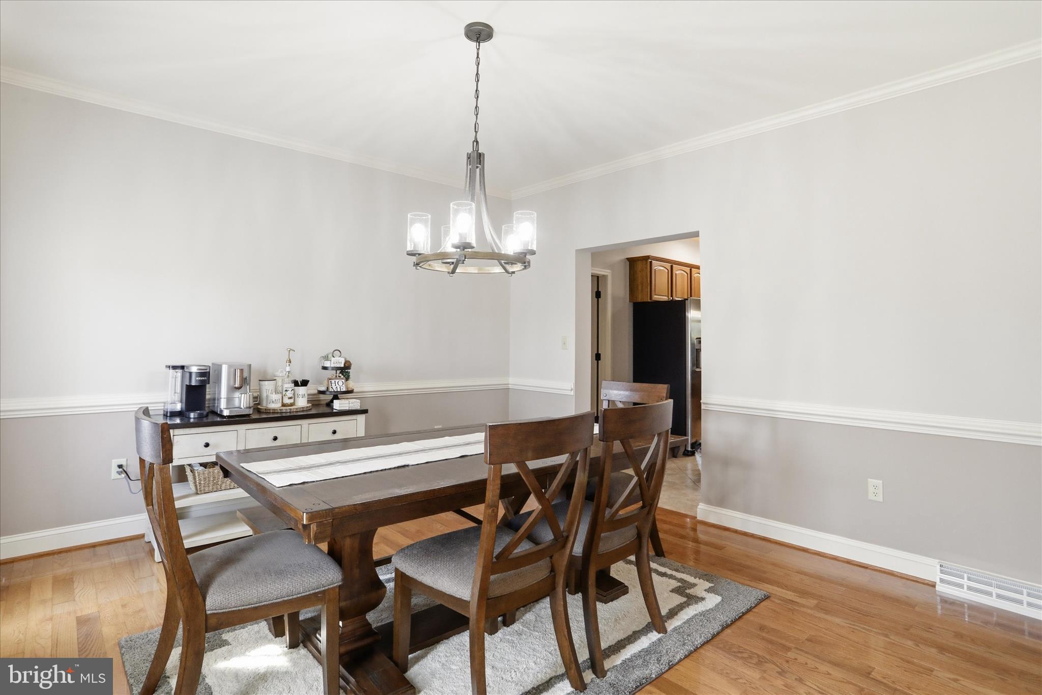 COLONIAL PARK EAST - Residential