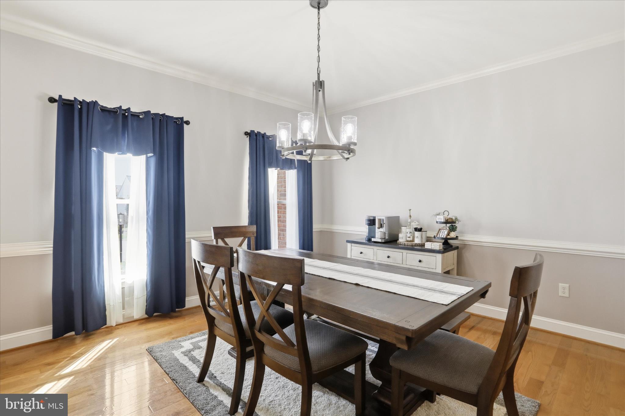 COLONIAL PARK EAST - Residential