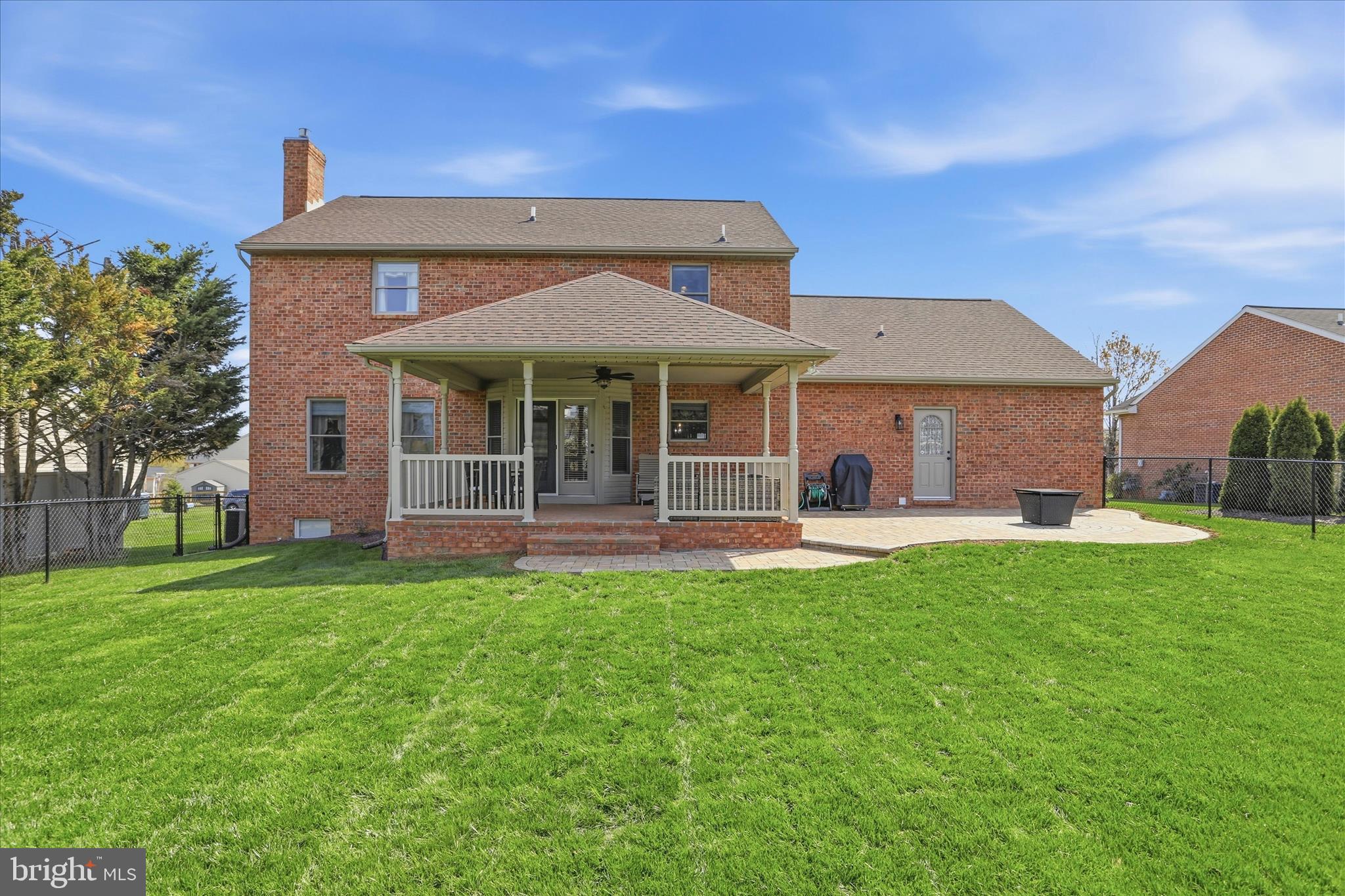 COLONIAL PARK EAST - Residential