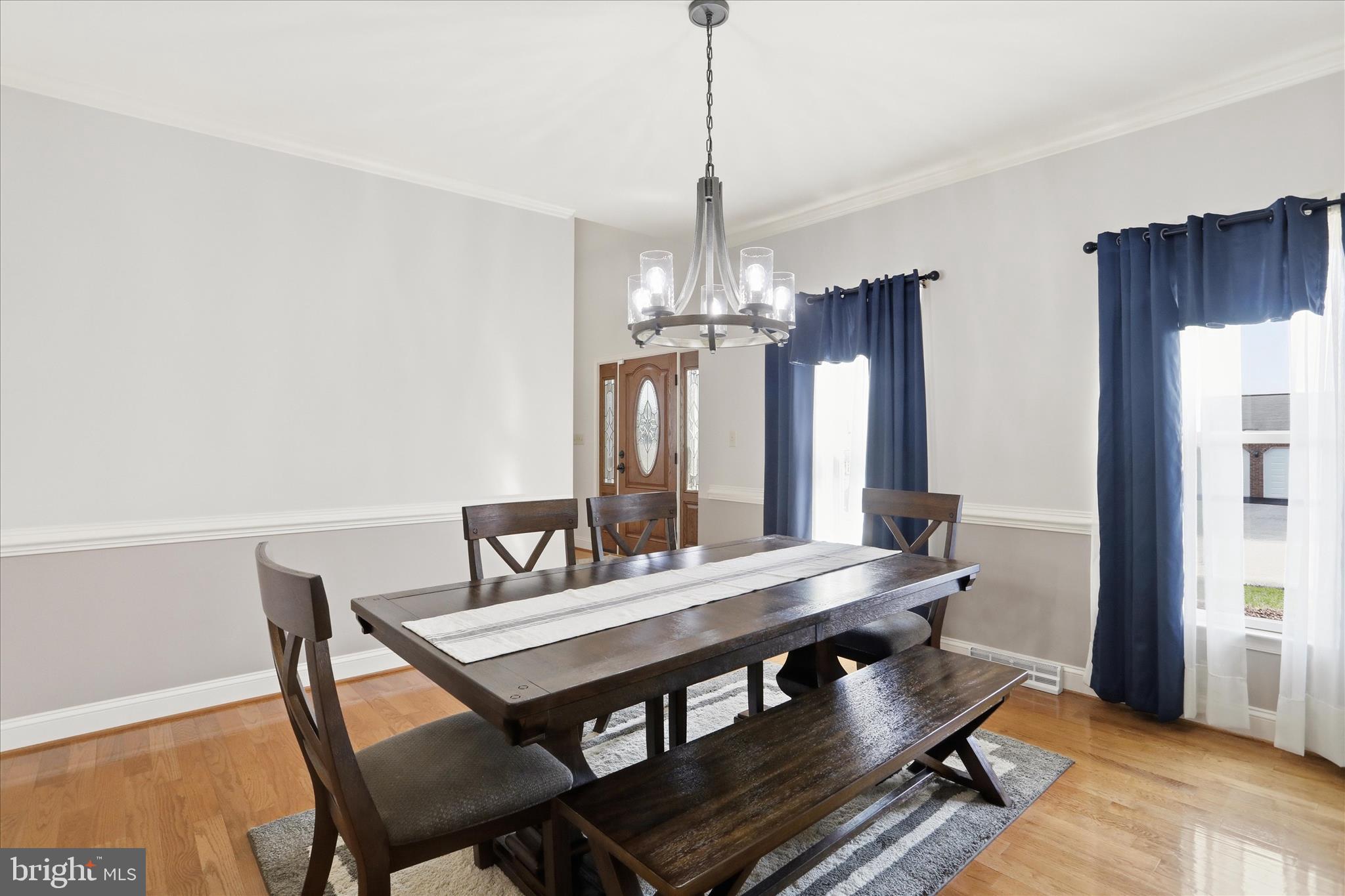 COLONIAL PARK EAST - Residential