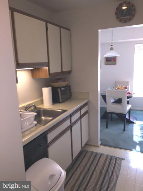 WILLOW WOOD - Residential Lease