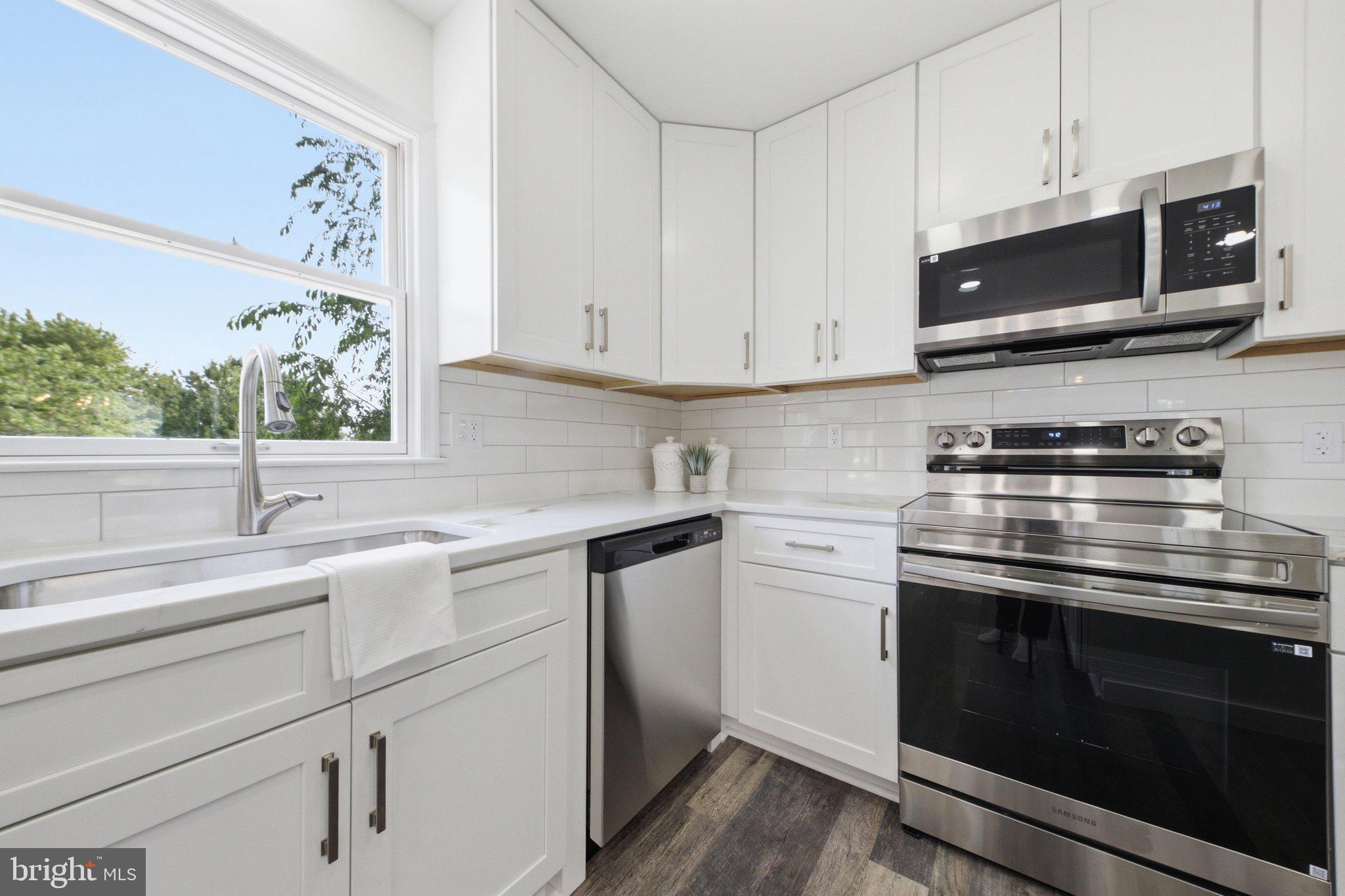 BRADFORD ESTATES - Residential