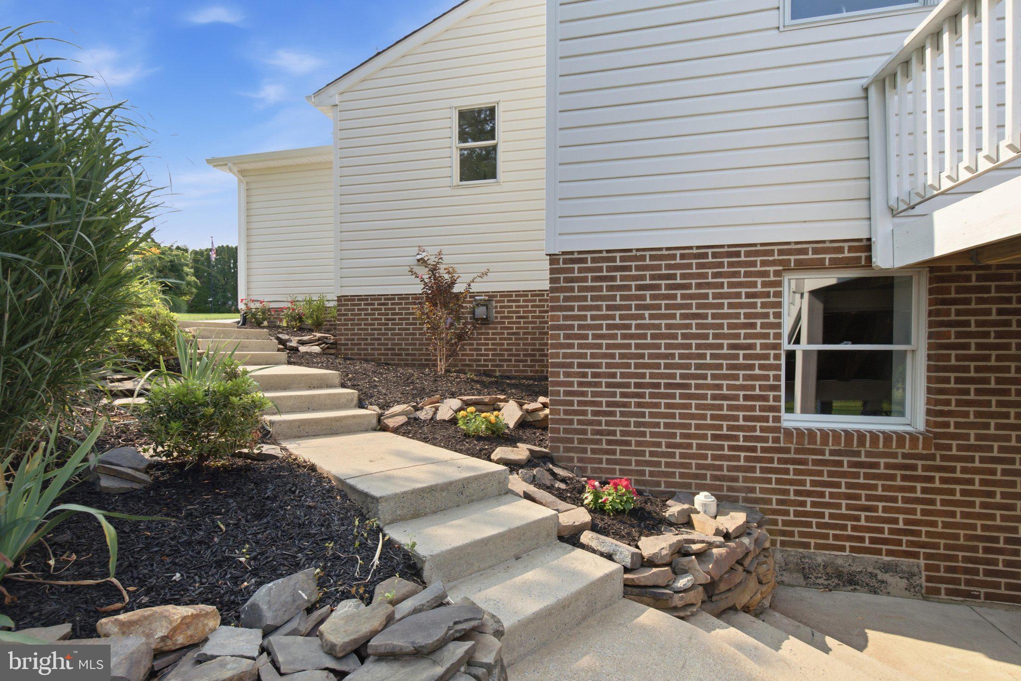 BRADFORD ESTATES - Residential