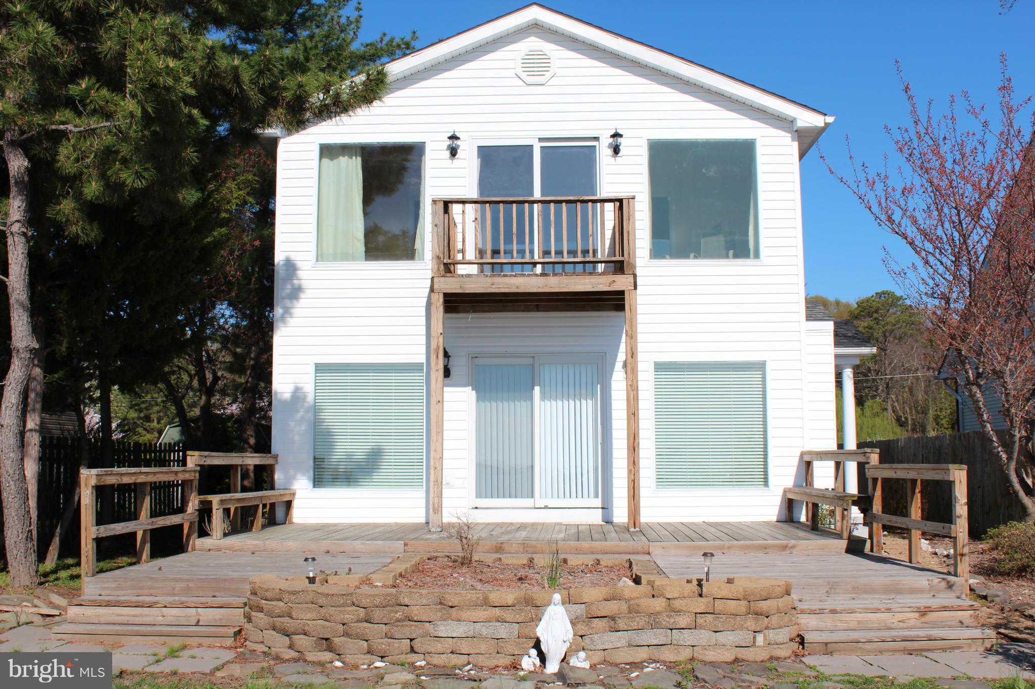 COBB ISLAND - Residential
