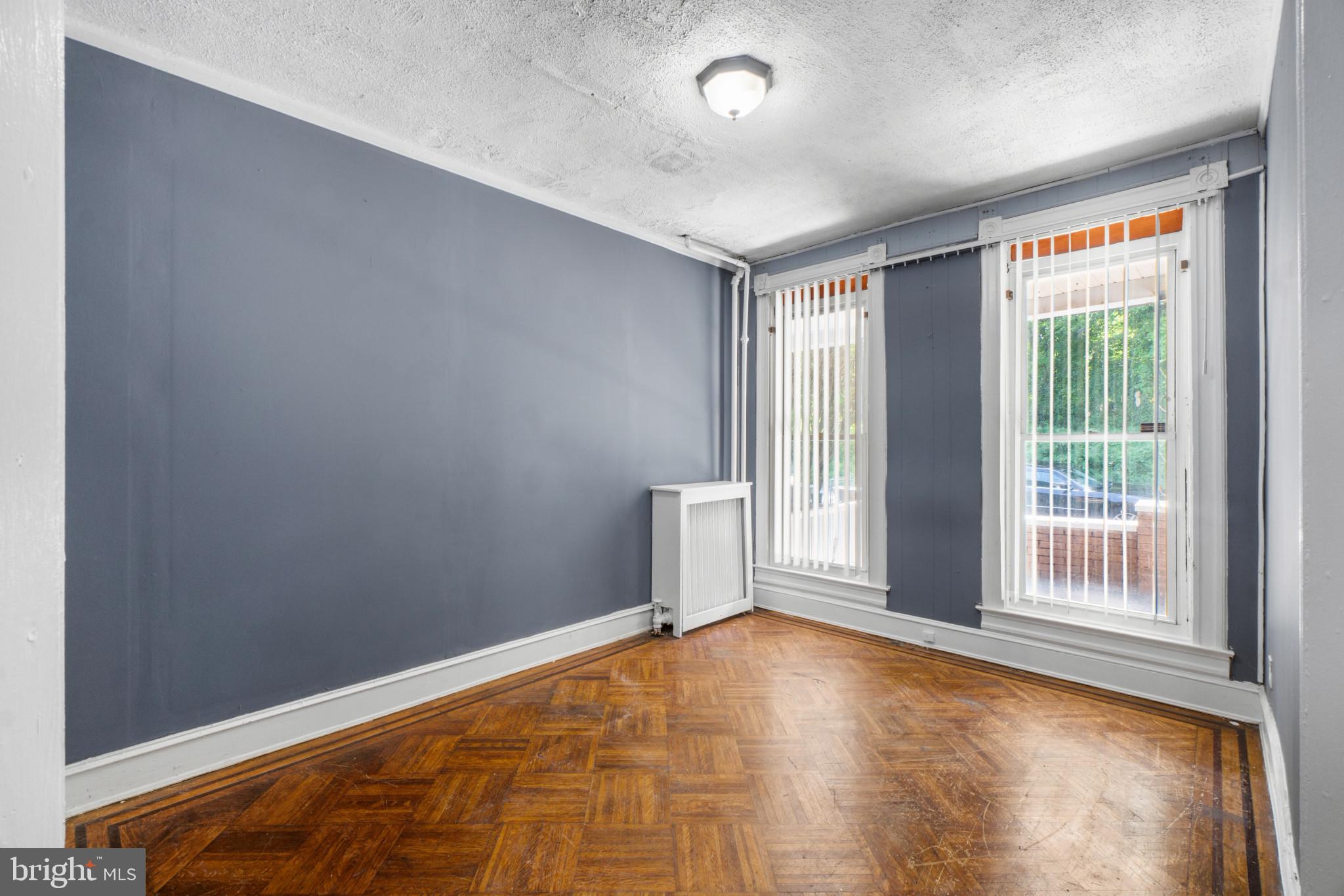 MOUNT HOLLY - Residential