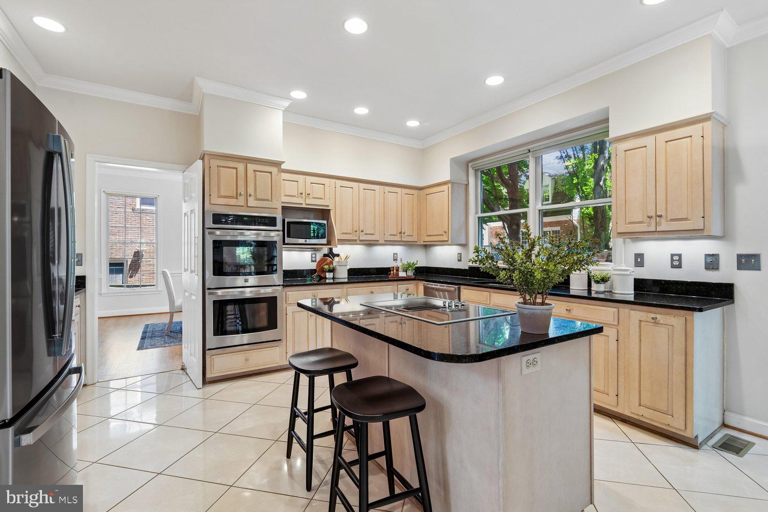 SPRING VALLEY - Residential