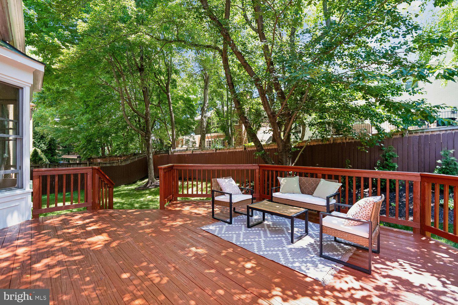 SPRING VALLEY - Residential