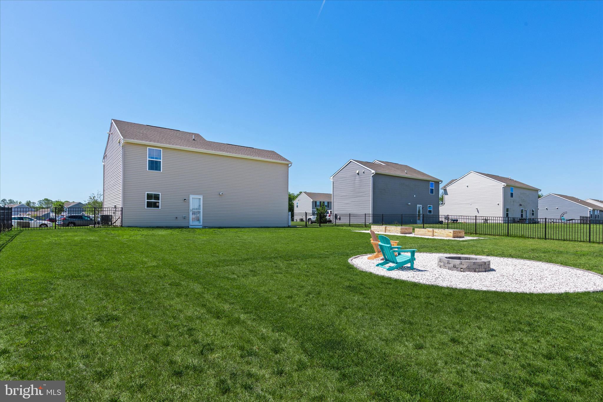 SALTWATER LANDING - Residential