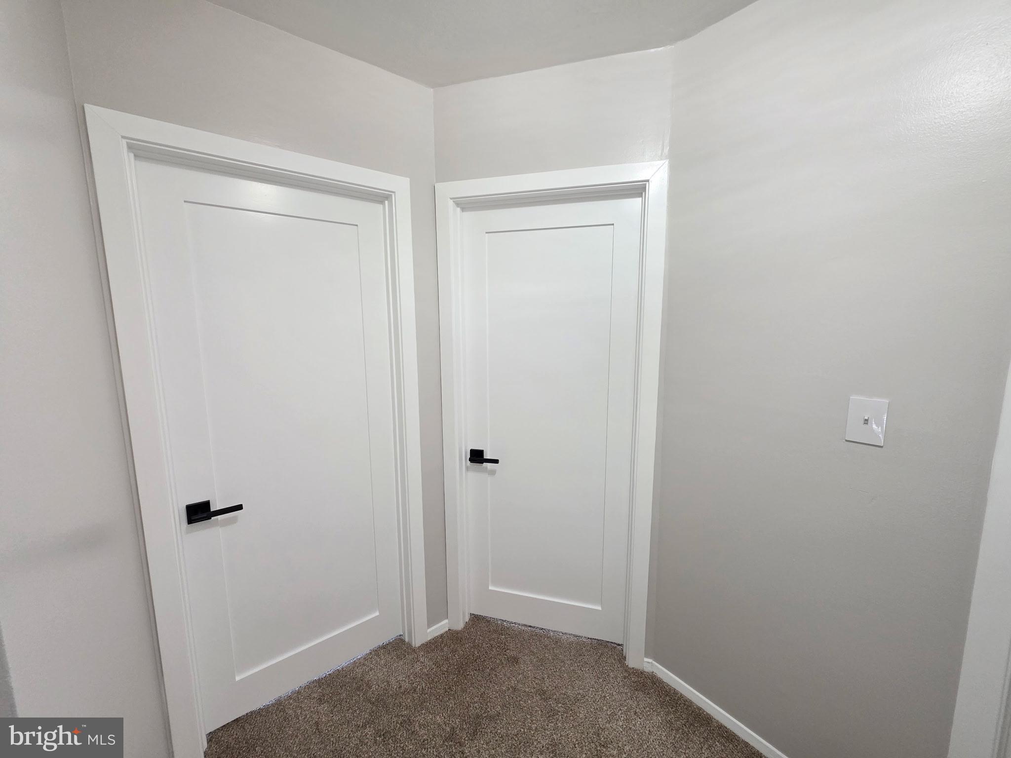CRESTWOOD - Residential