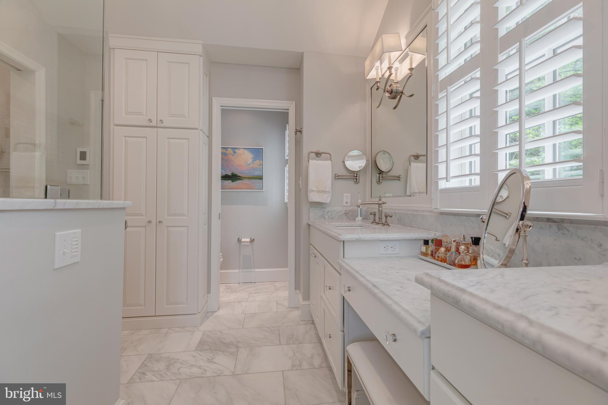CHEVY CHASE - Residential