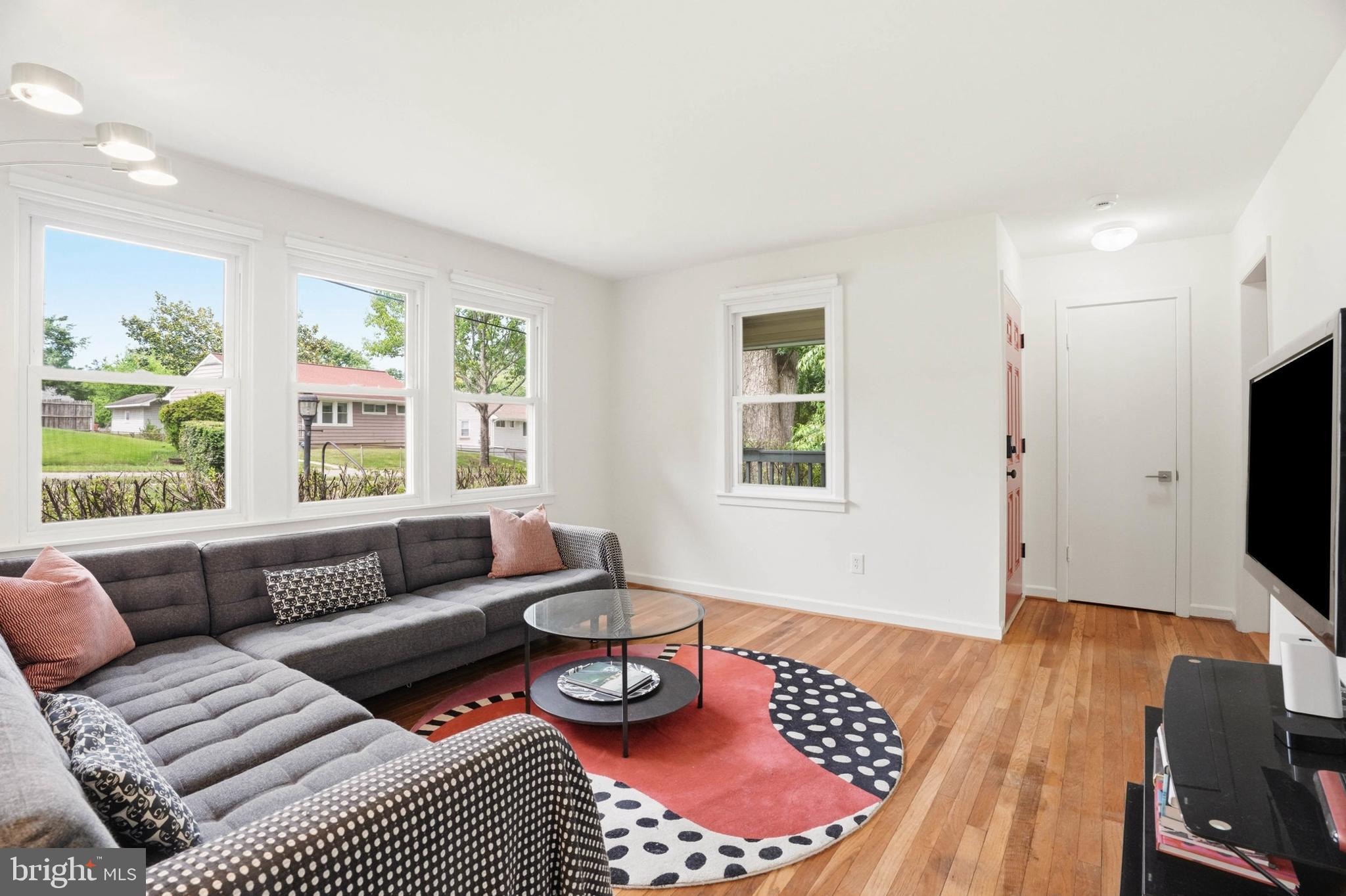 ROCKCREST - Residential