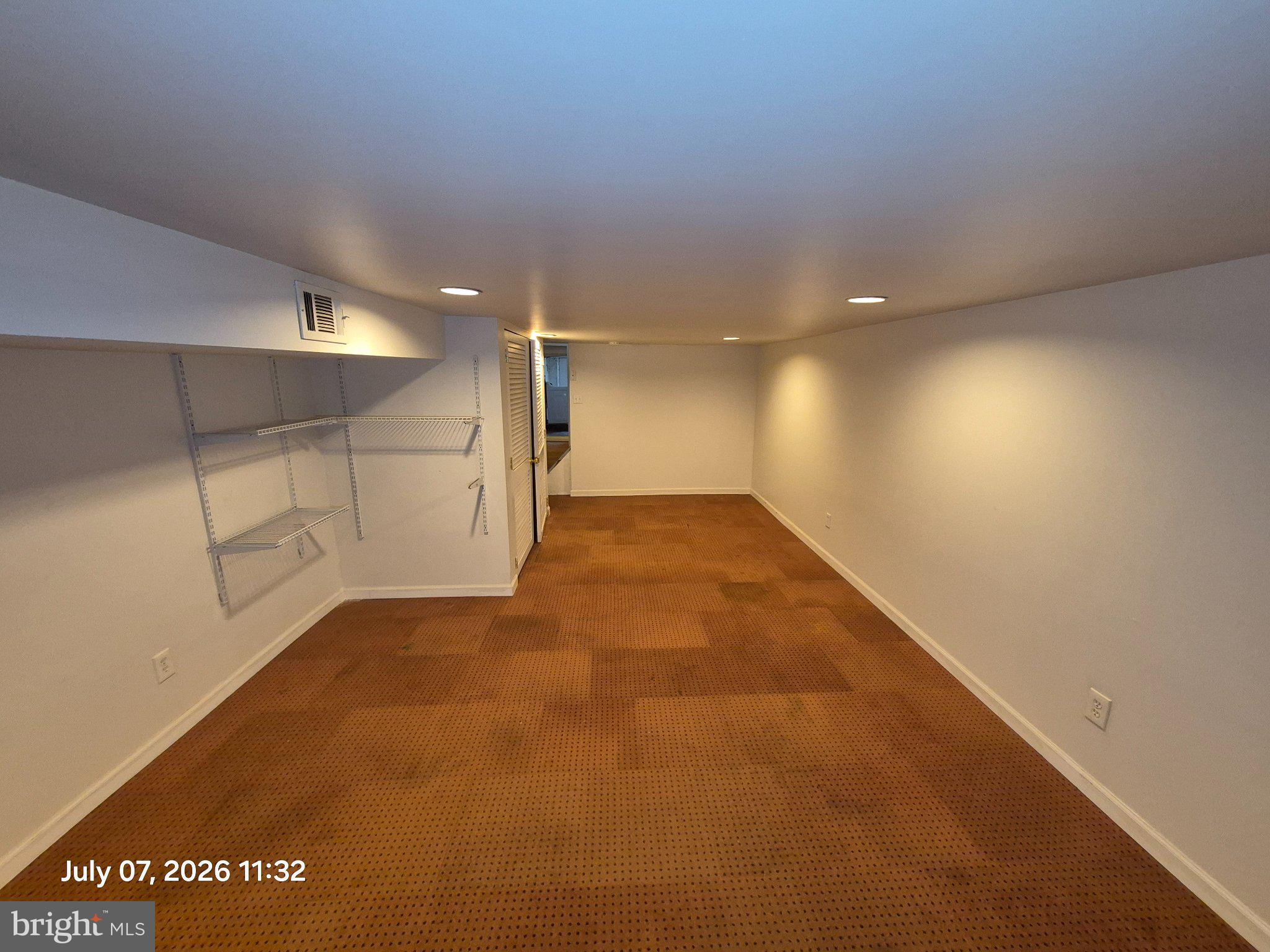 LINWOOD - Residential