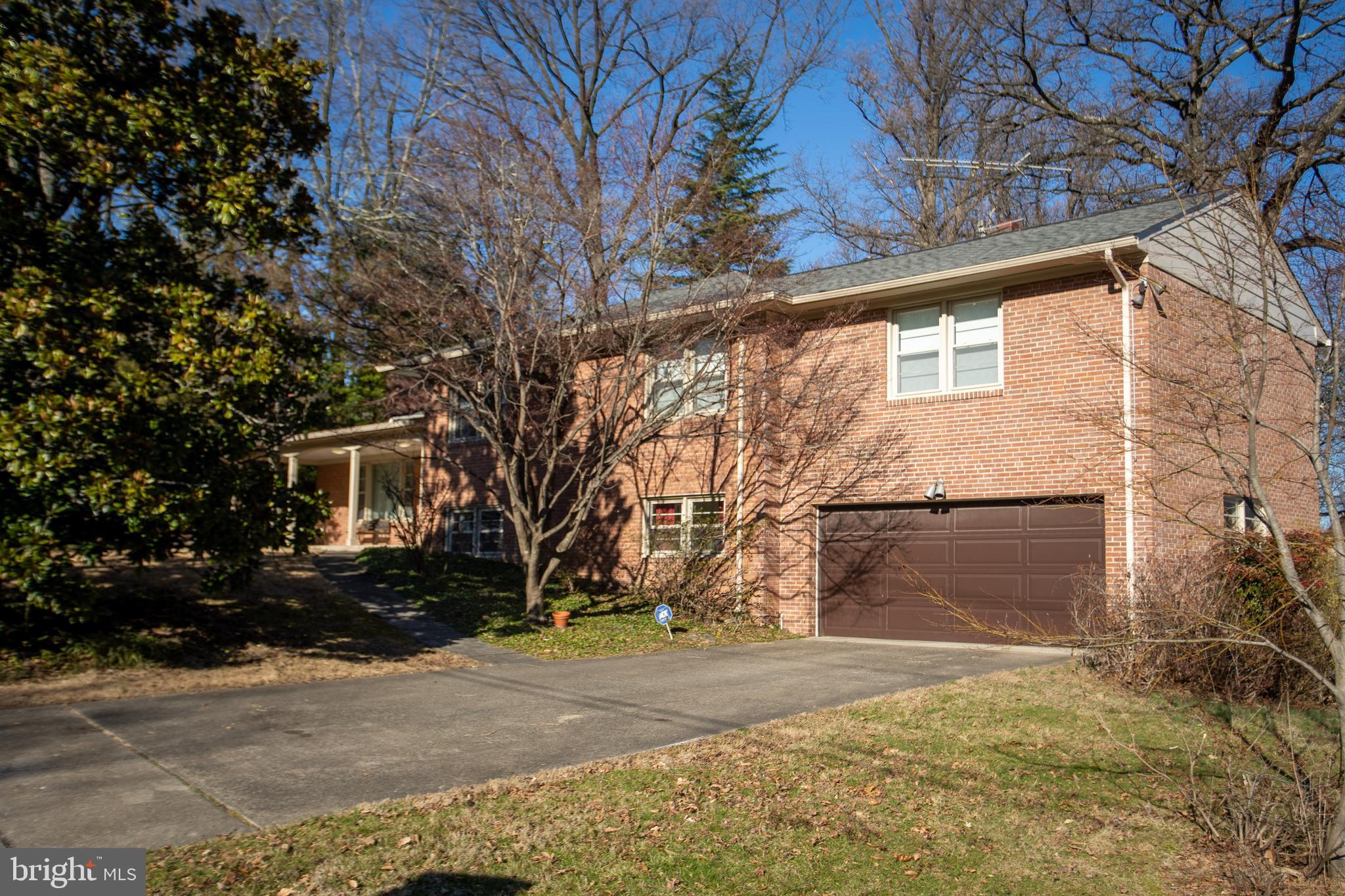 KENWOOD PARK - Residential Lease