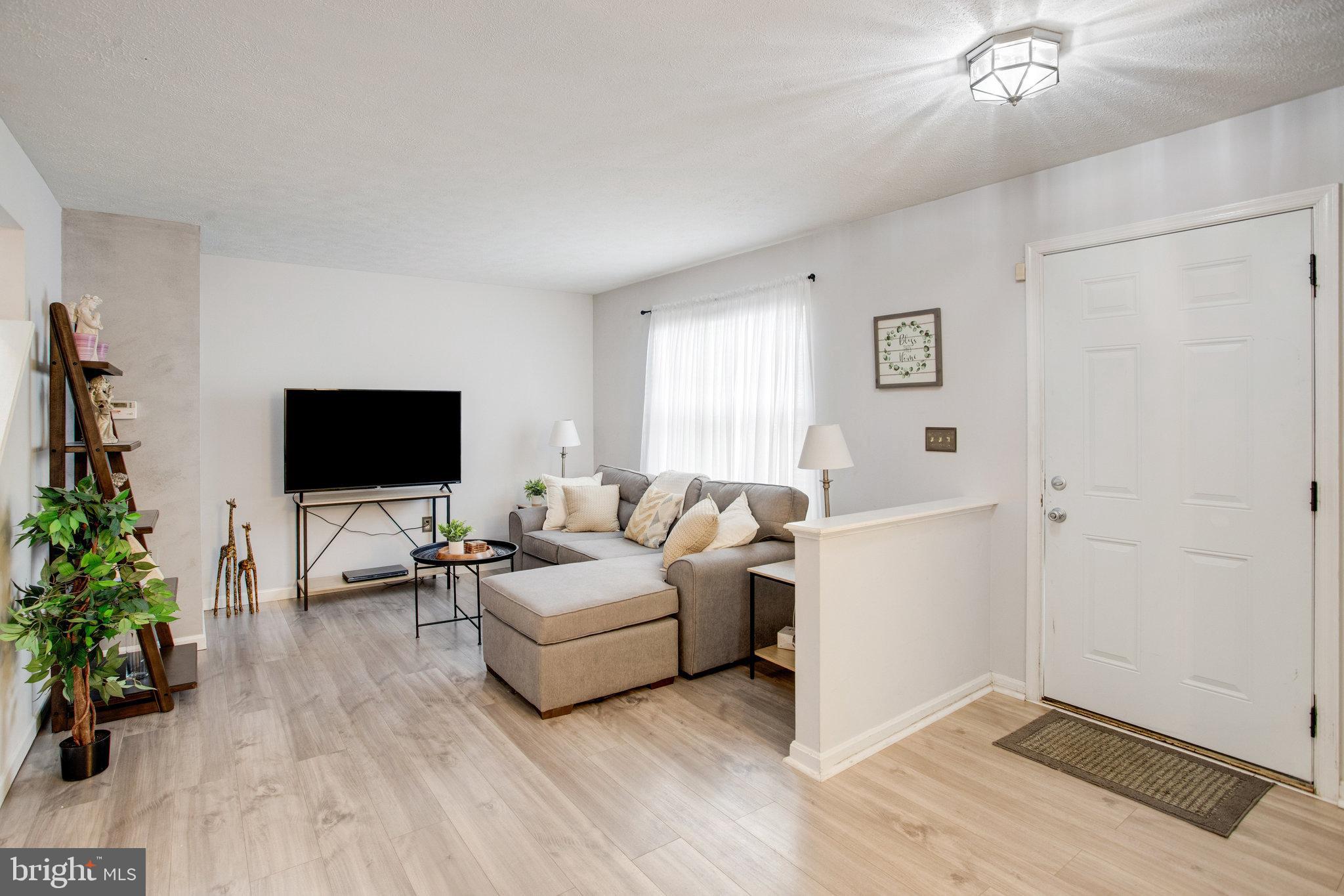 POTOMAC HILLS - Residential