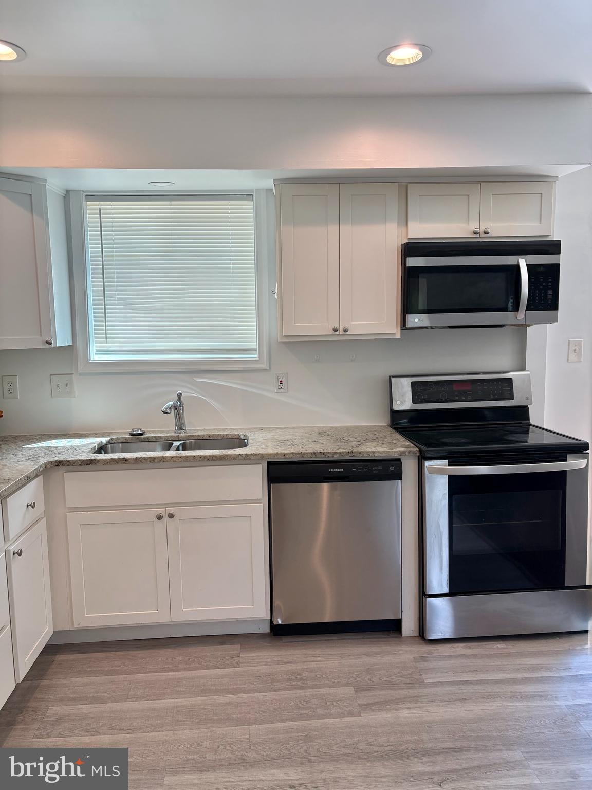 PENN SQUARE - Residential