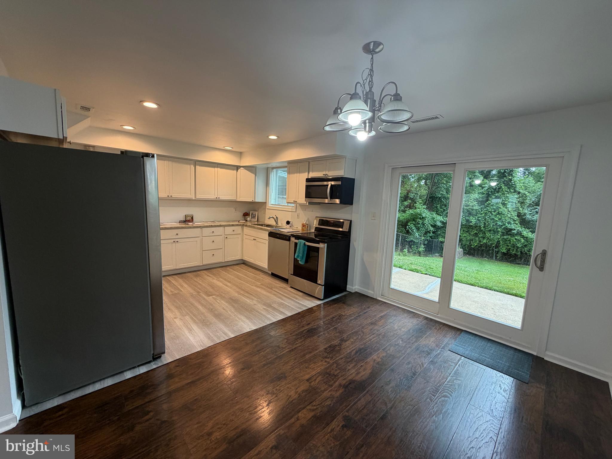 PENN SQUARE - Residential