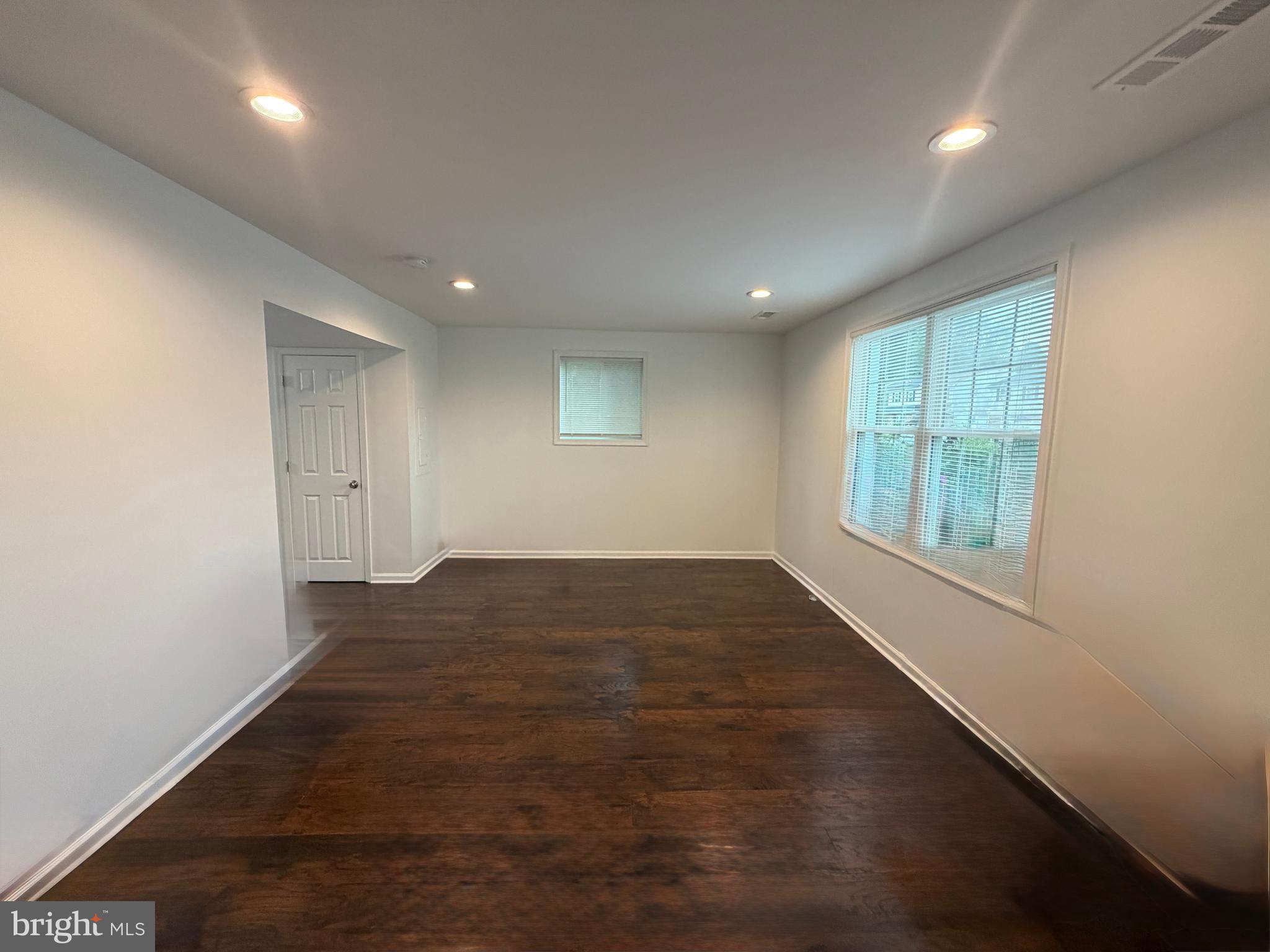 PENN SQUARE - Residential
