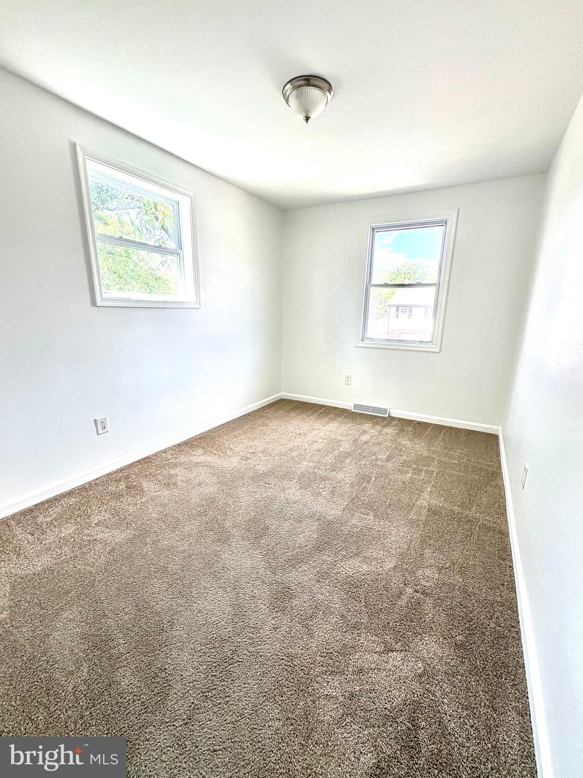 PENN SQUARE - Residential