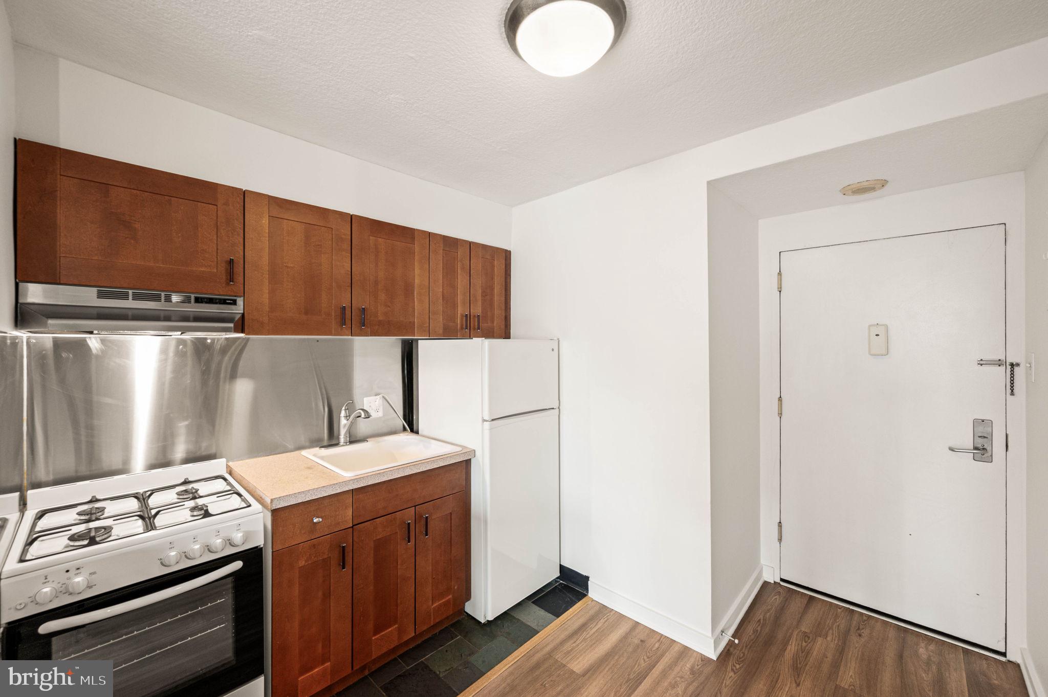 SOCIETY HILL - Residential
