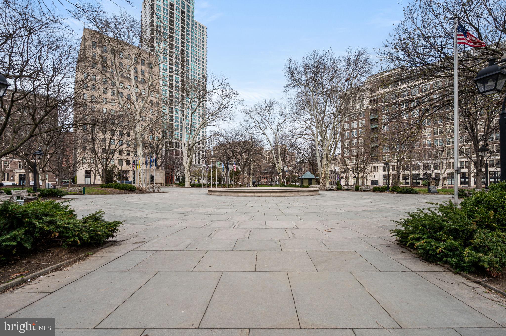 SOCIETY HILL - Residential