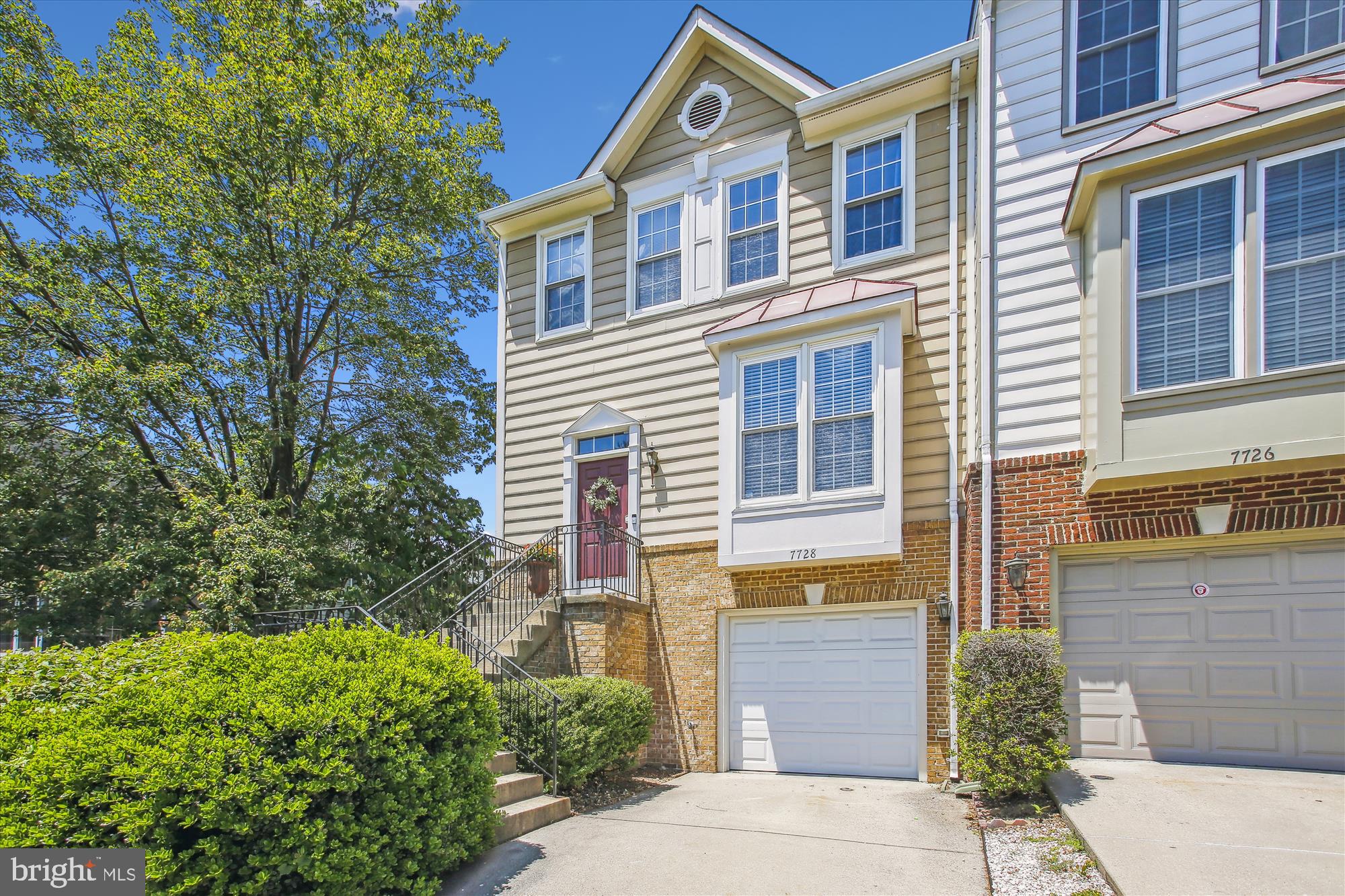 SHADOWBROOK - Residential