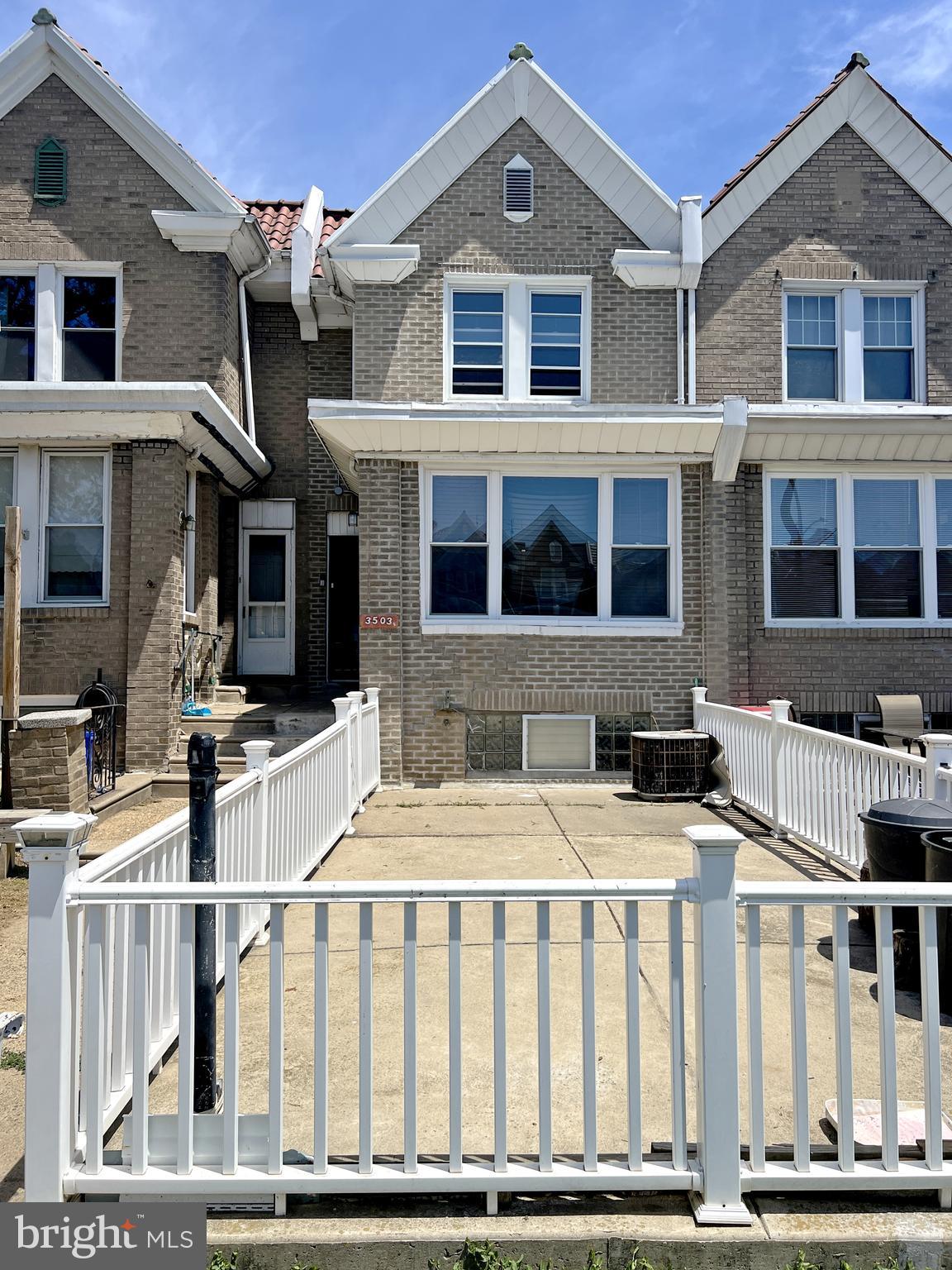 PHILADELPHIA (NORTHEAST) - Residential