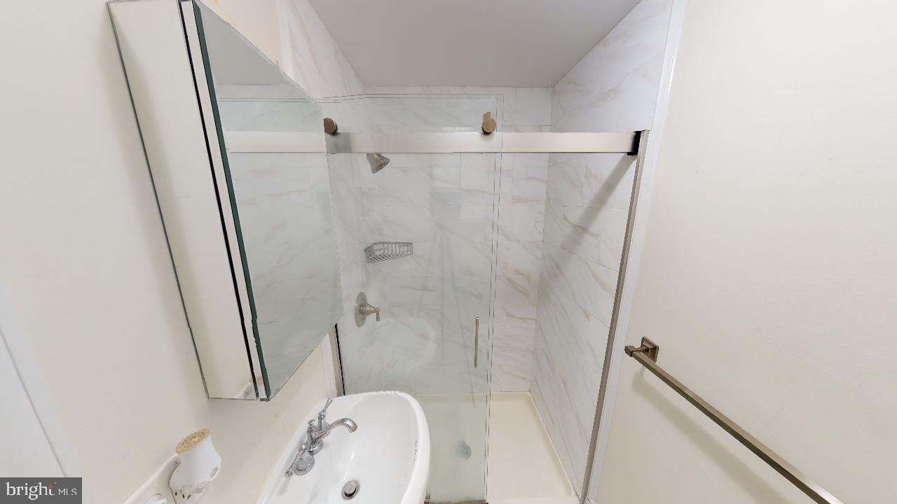 FITLER SQUARE - Residential Lease