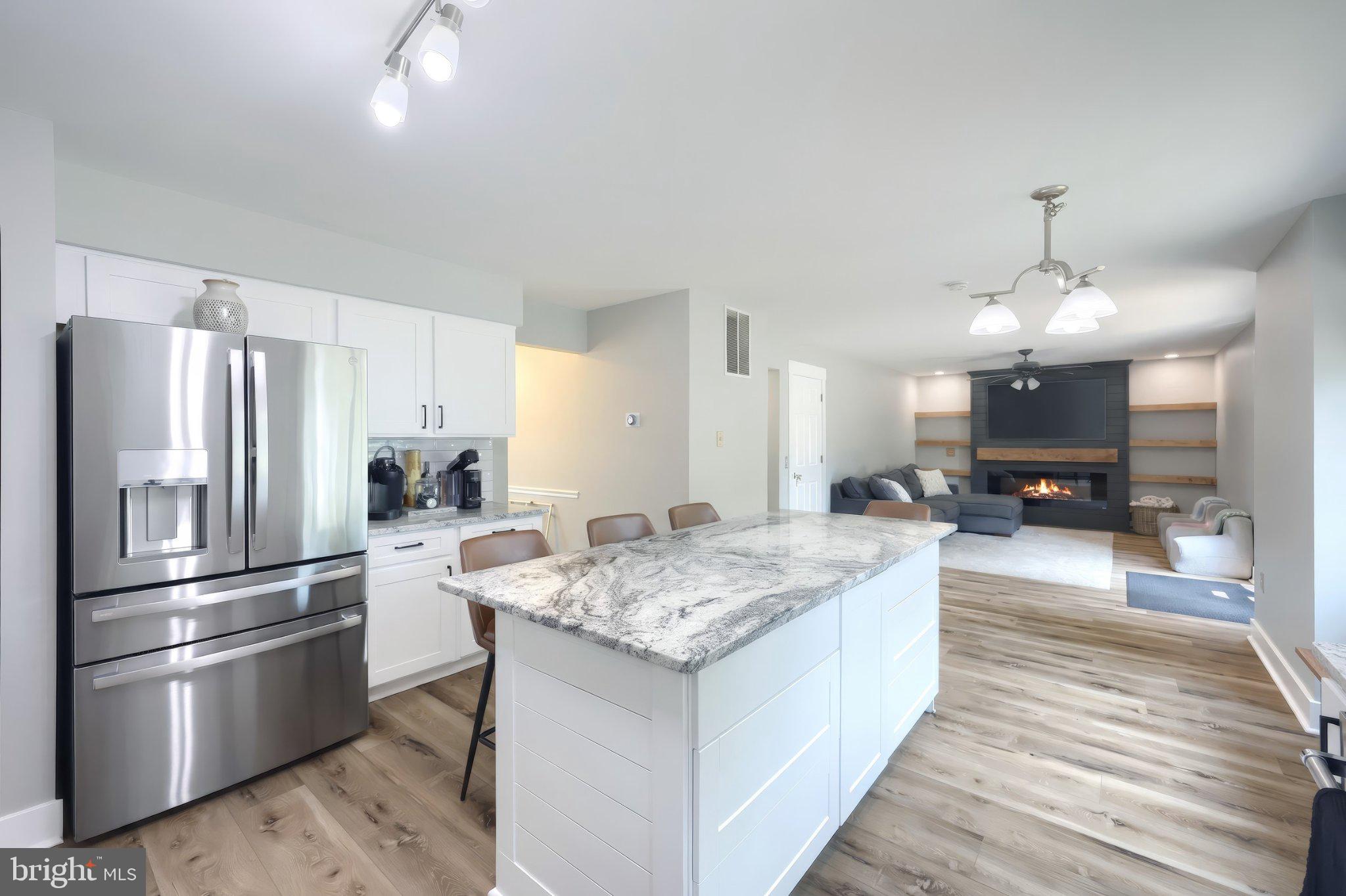 MEADOWVIEW ESTATES - Residential