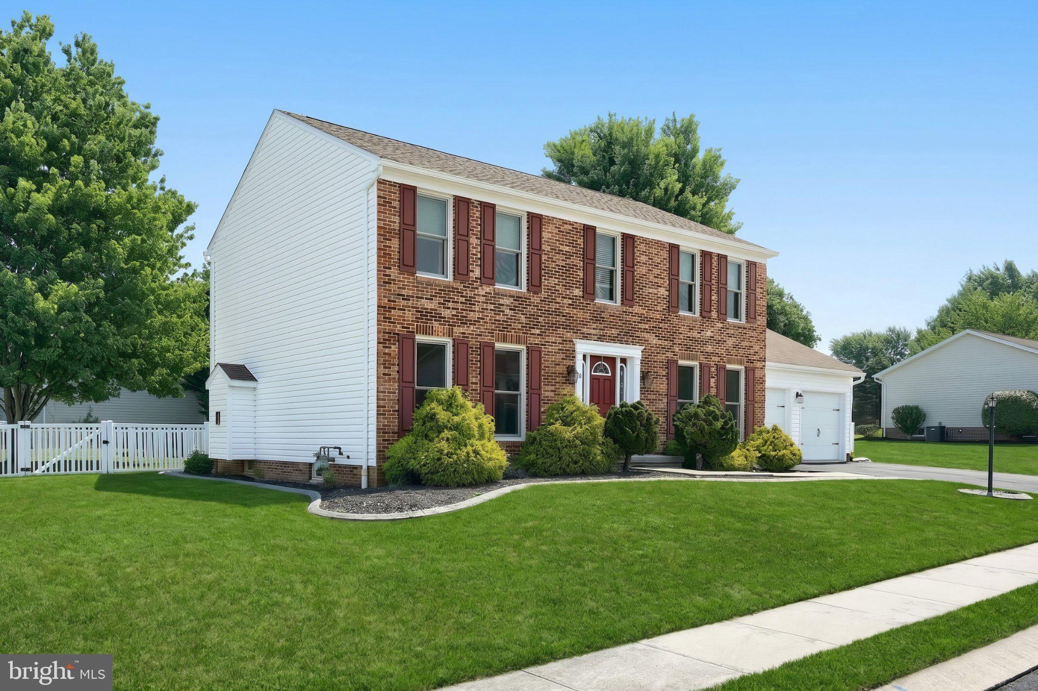 MEADOWVIEW ESTATES - Residential
