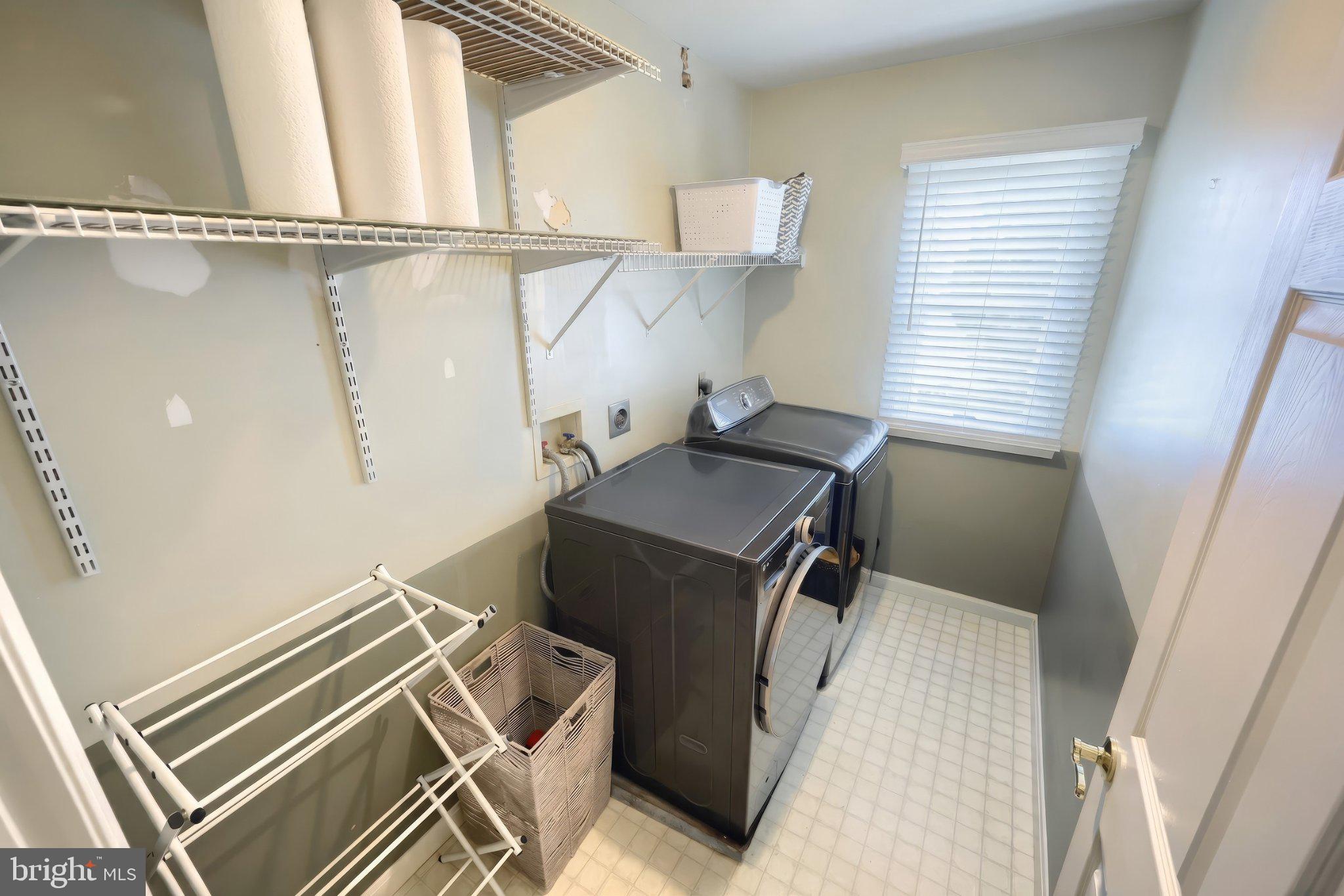MEADOWVIEW ESTATES - Residential