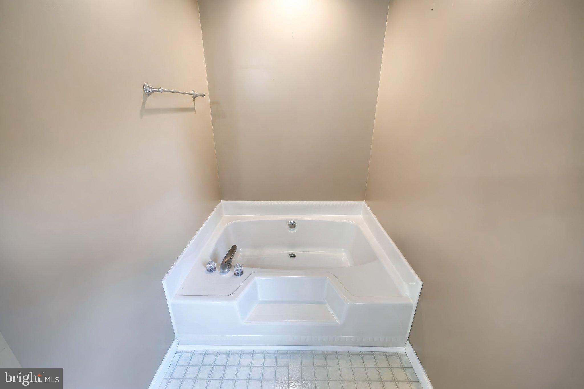 MEADOWVIEW ESTATES - Residential
