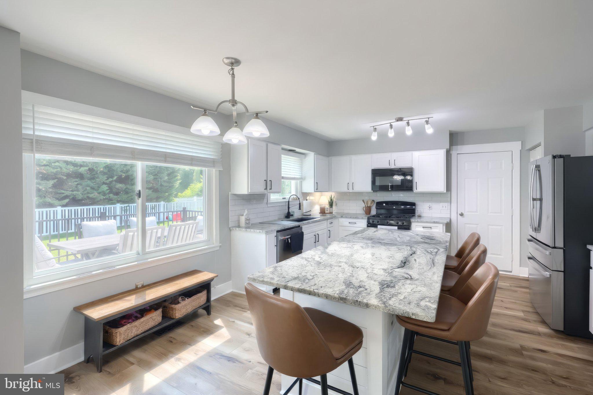 MEADOWVIEW ESTATES - Residential