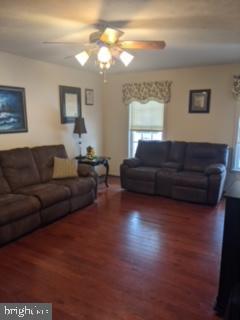 HUNTINGTON MEADOWS - Residential Lease