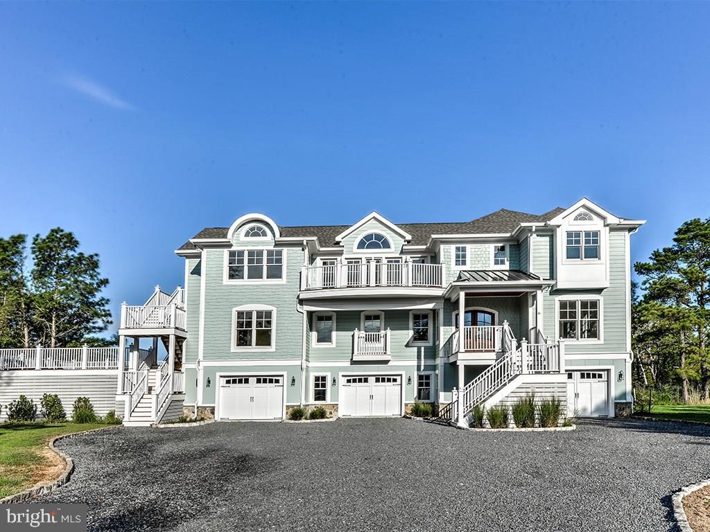 NORTH SHORES - Residential