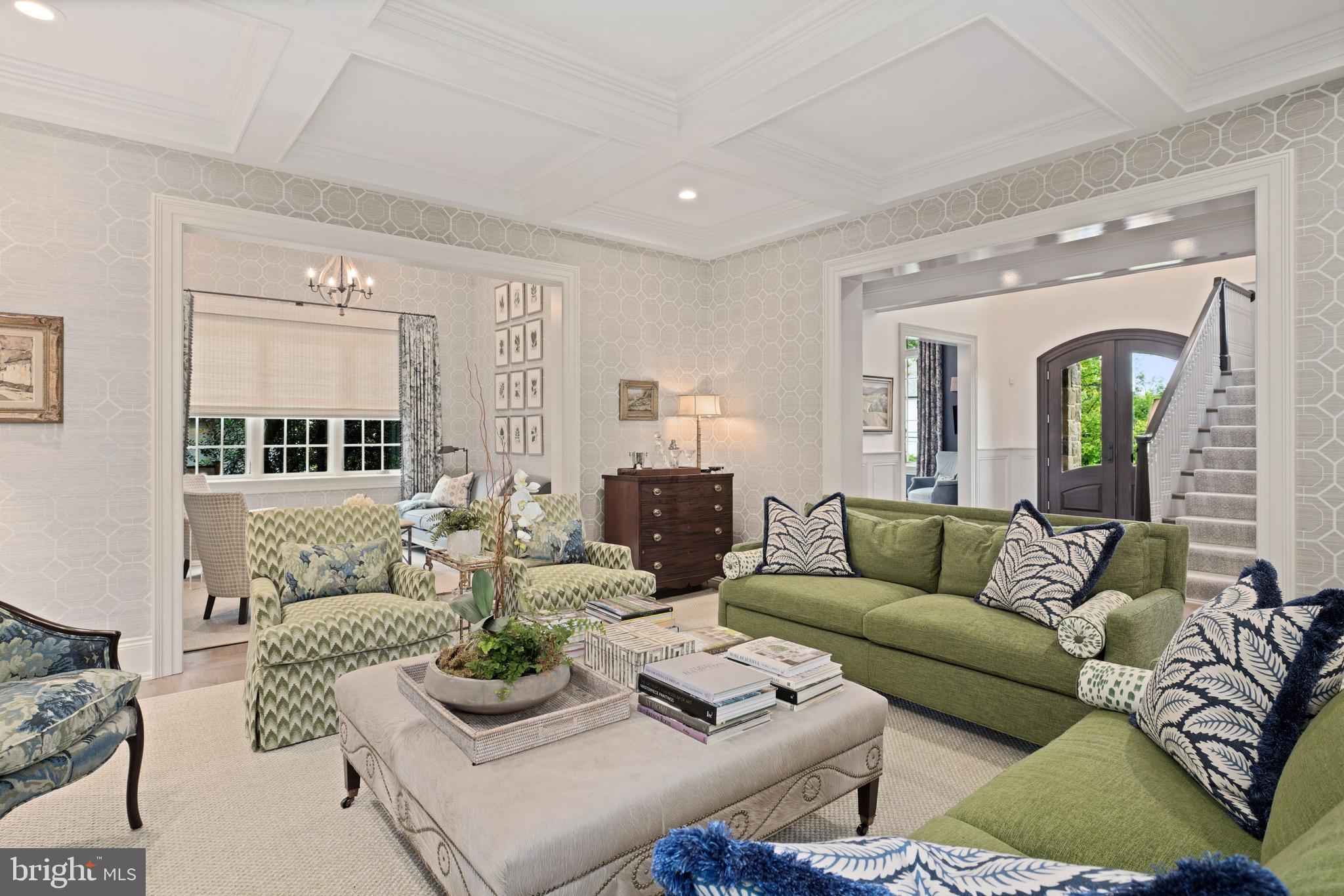 COUNTRY CLUB HILLS - Residential