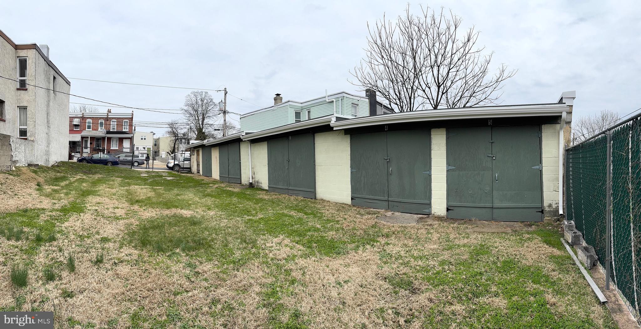 HEDGEVILLE - Commercial Sale