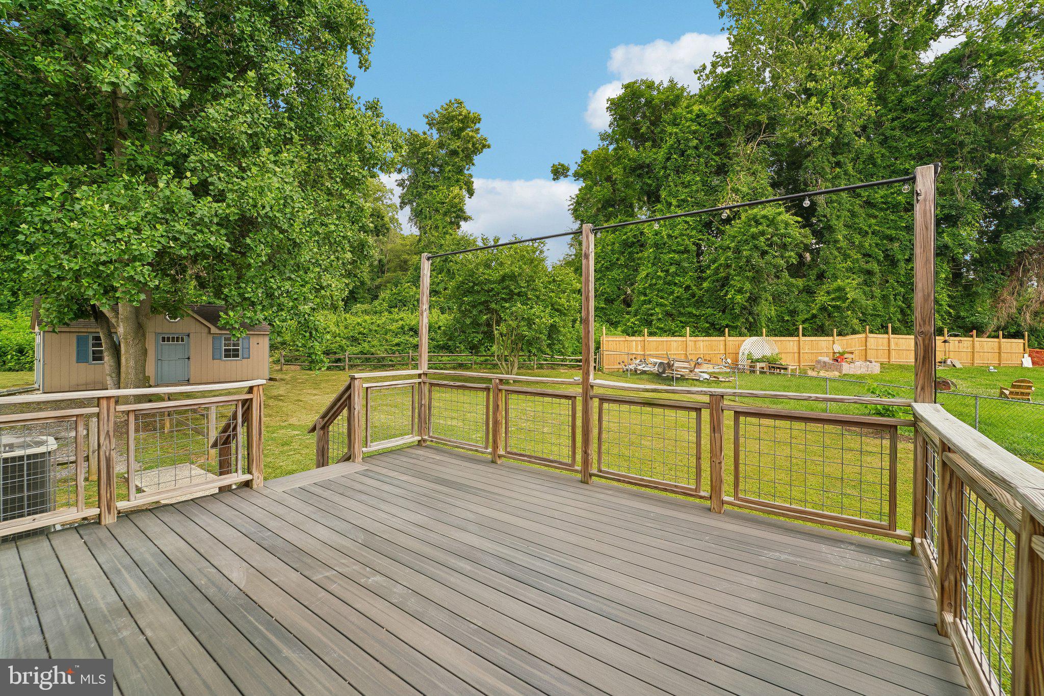 PERRYVILLE - Residential