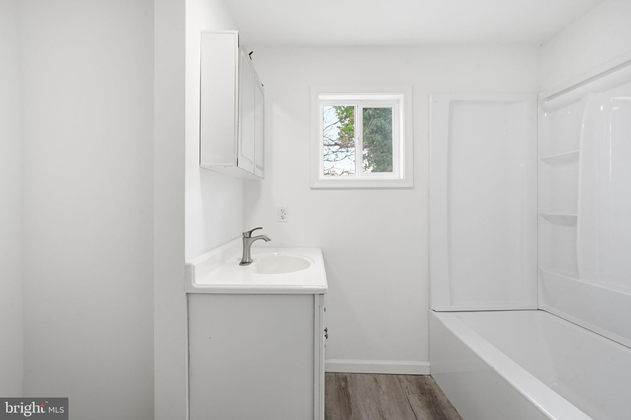CAMBRIDGE - Residential