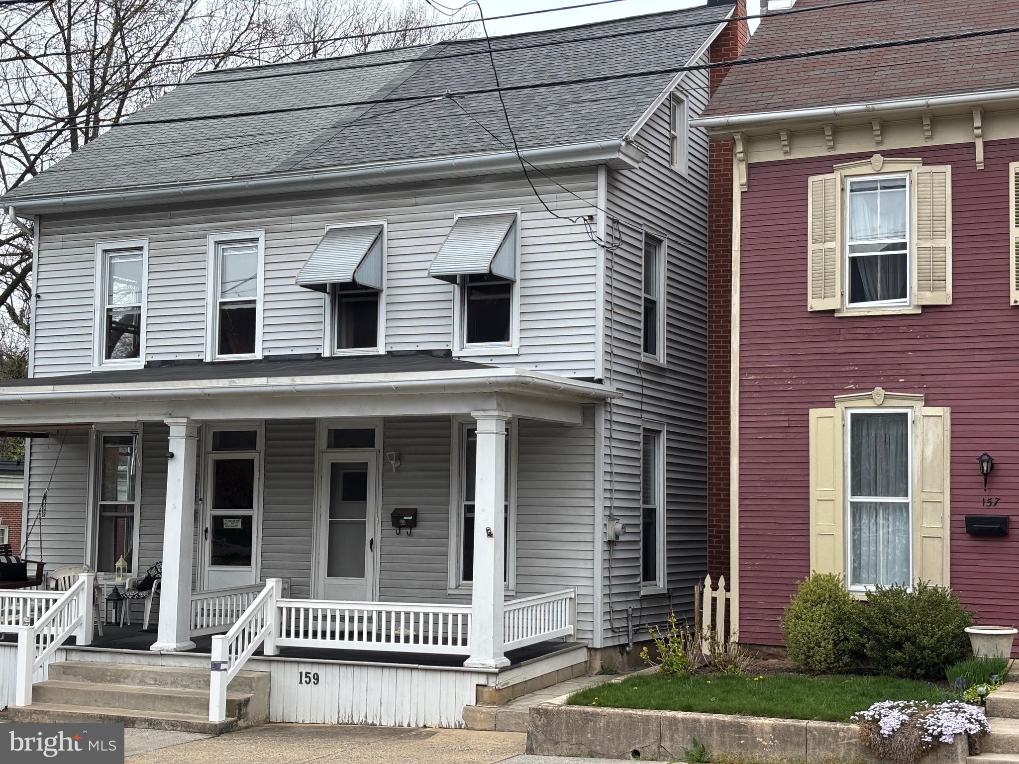 This spacious 4-bedroom, 2-bath home offers plenty of potential for the right buyer. Whether you're an investor or a homeowner ready to put in some work, this property is a great opportunity to build equity. Featuring generous living space and a convenient location in Ephrata, this home is ready for your vision and updates.