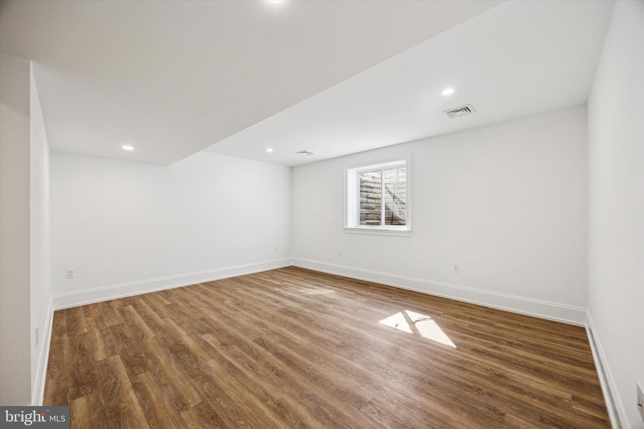 MEDIA - Residential