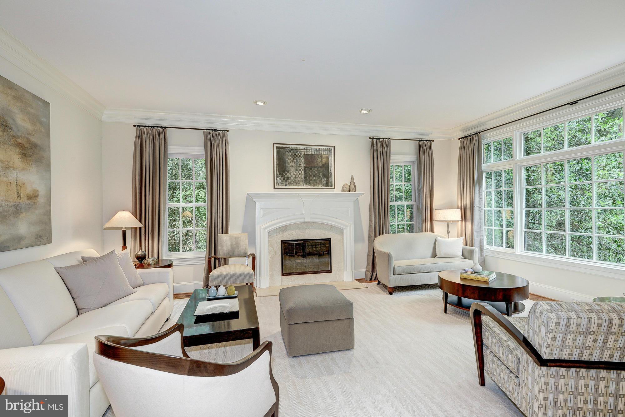 CHINQUAPIN - Residential