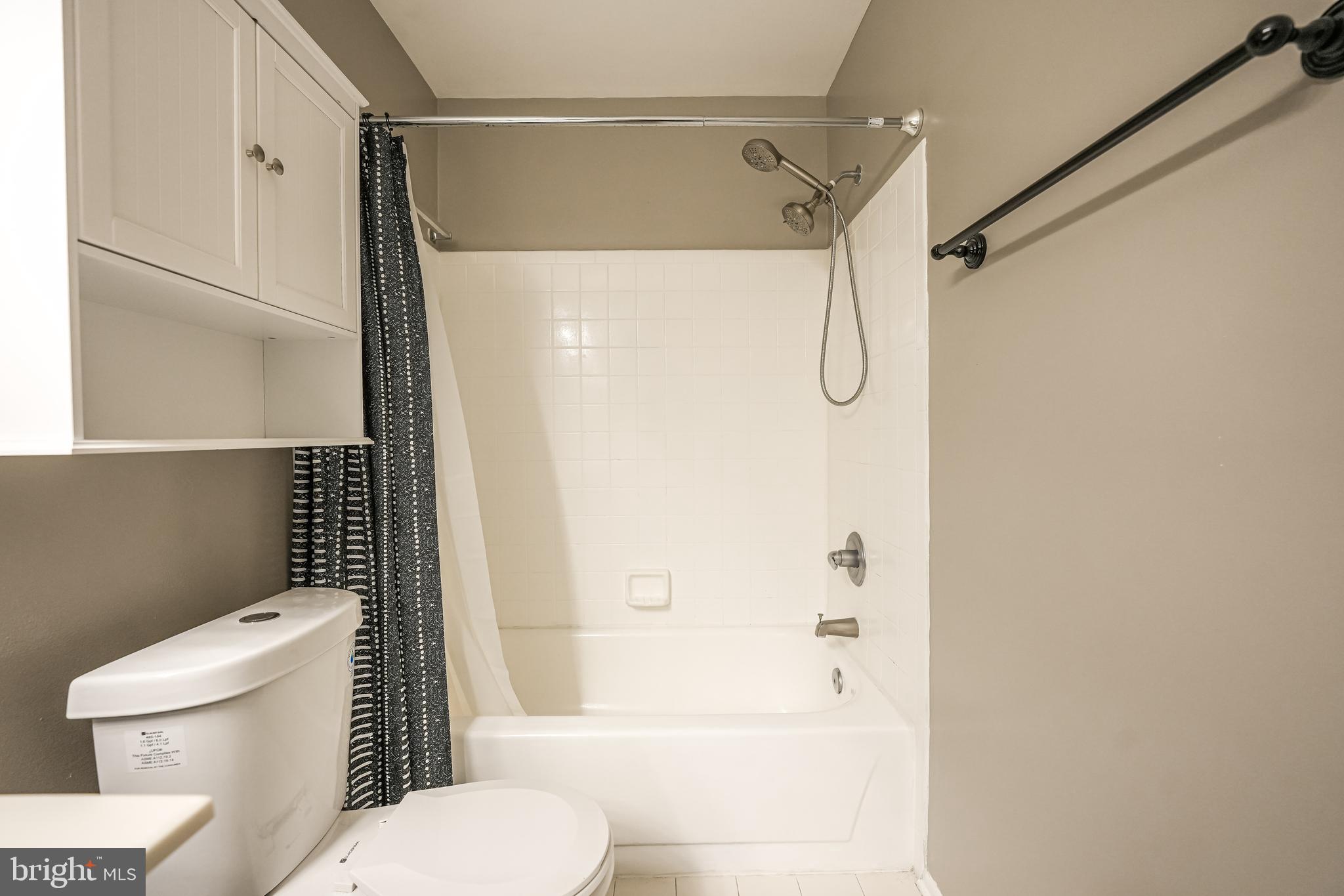 RESTON - Residential Lease