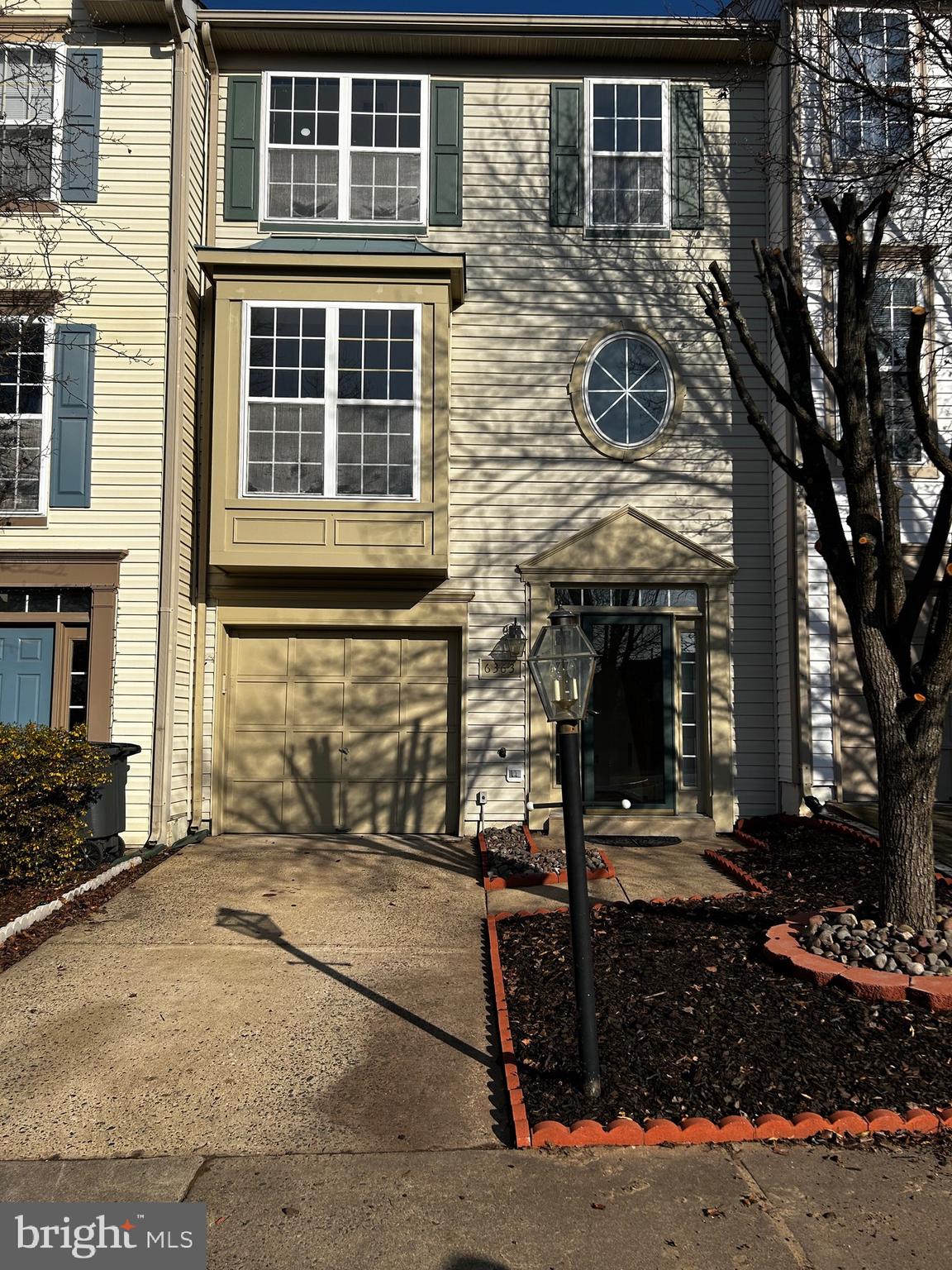 COMPTON VILLAGE - Residential Lease