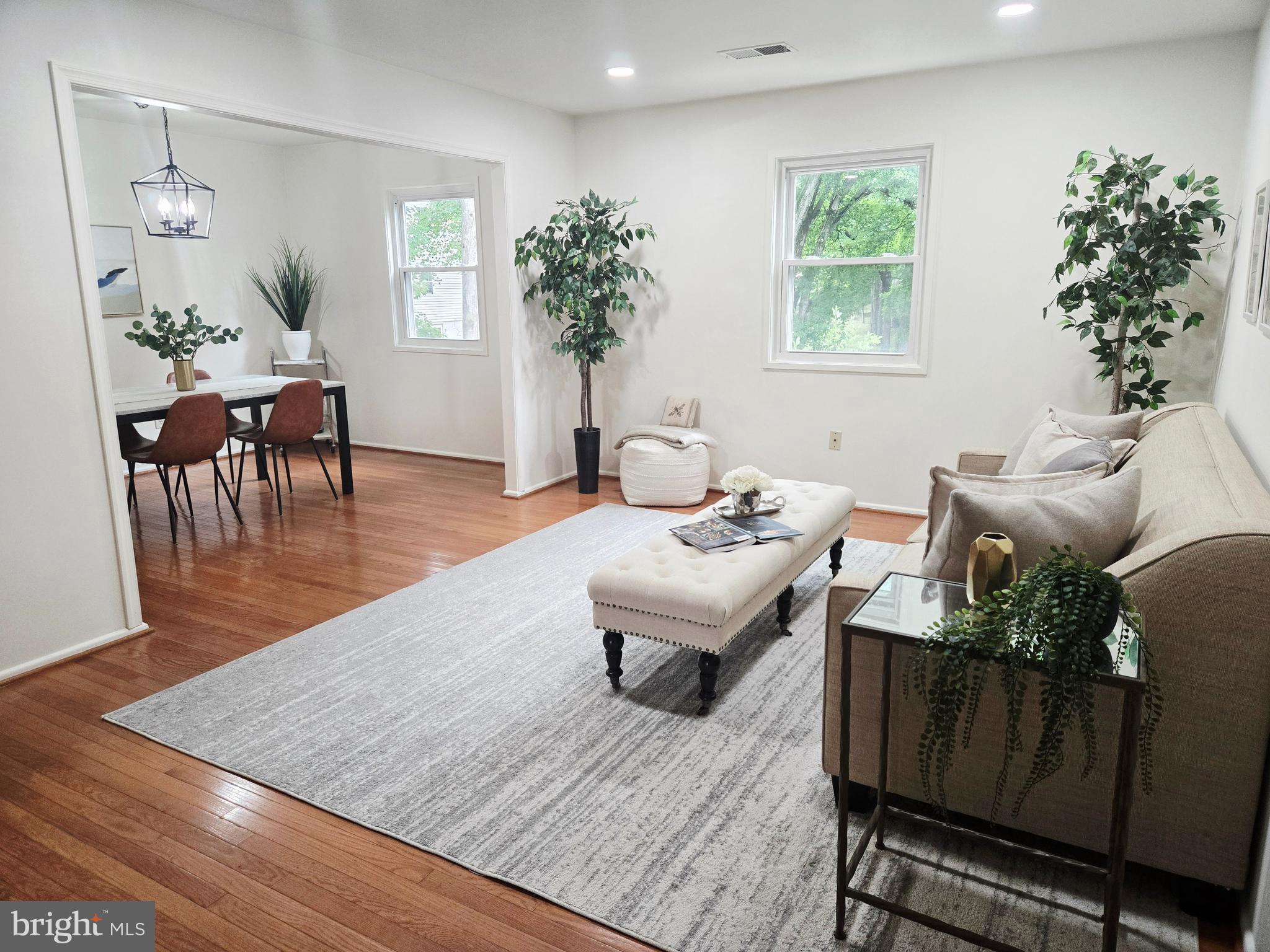 LAKE BRADDOCK - Residential