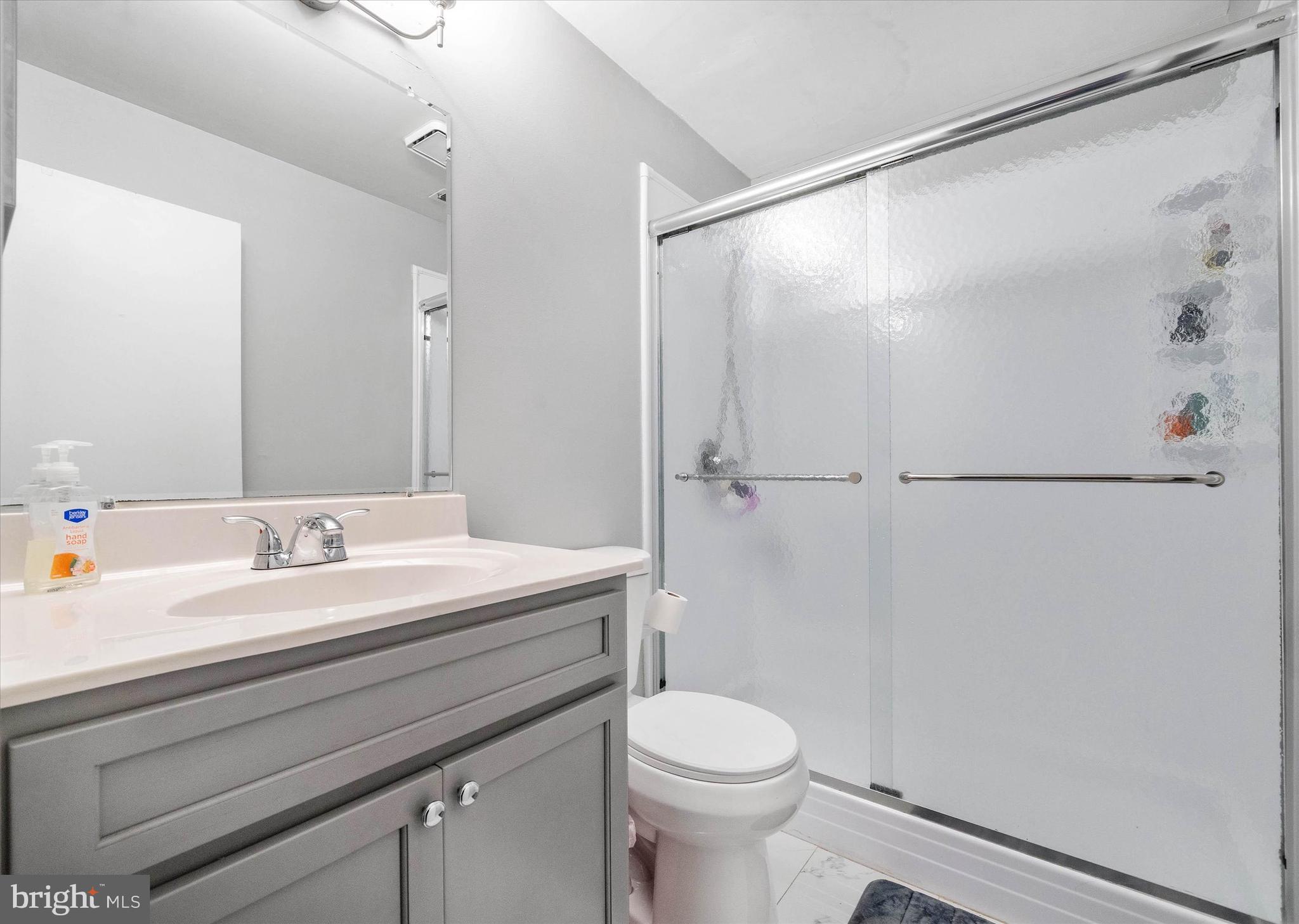 ASHTON CONDO - Residential