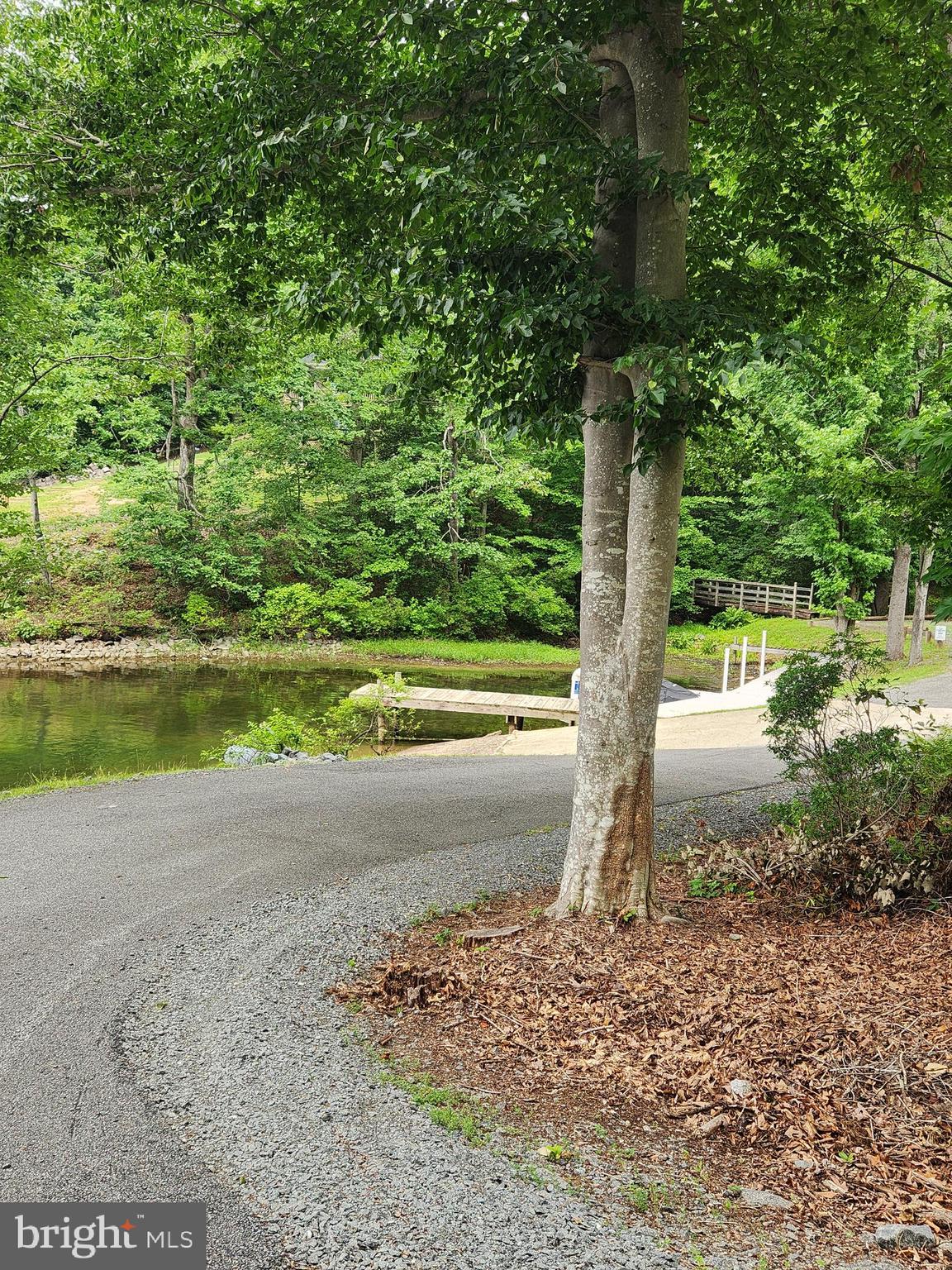 OAK LANDING - Residential