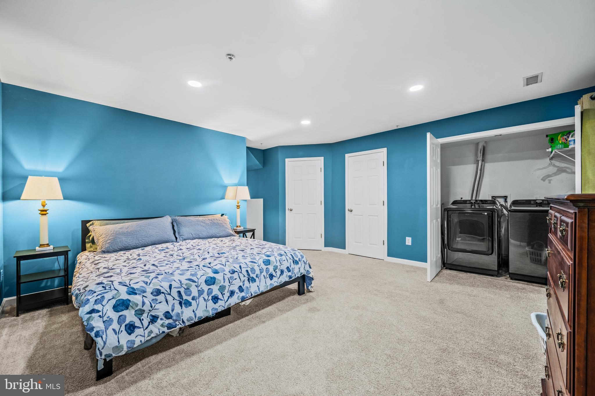 MONTGOMERY TOWNSHIP - Residential